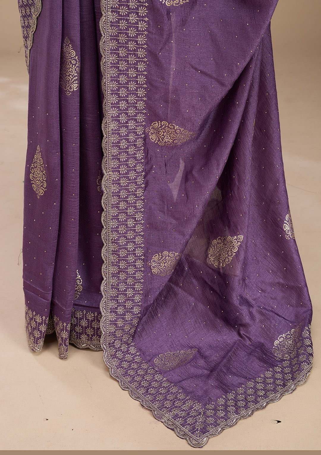 Lavender Soft Raw Silk Floral Gold Zariwork Saree With Matching Blouse Piece
