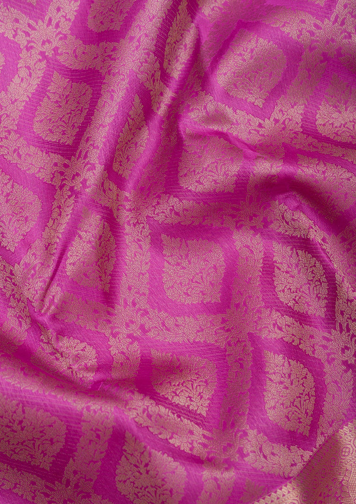 Magenta Pink Pure Silk Jaal Gold Zariwork Saree With Matching Blouse Piece
