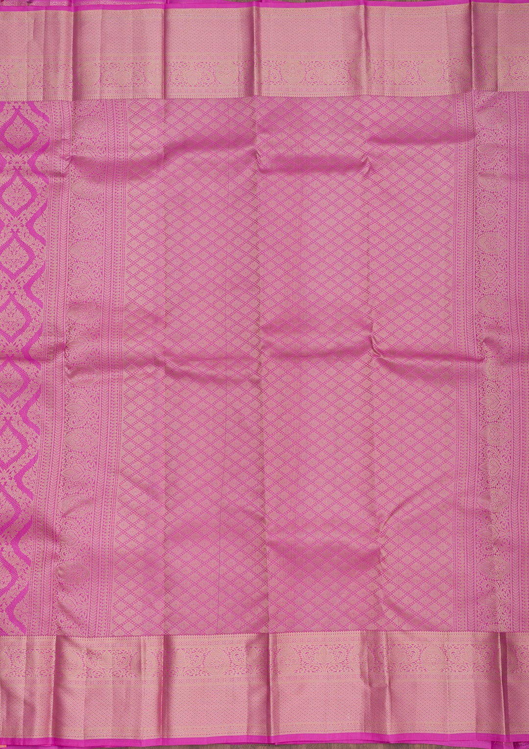 Magenta Pink Pure Silk Jaal Gold Zariwork Saree With Matching Blouse Piece