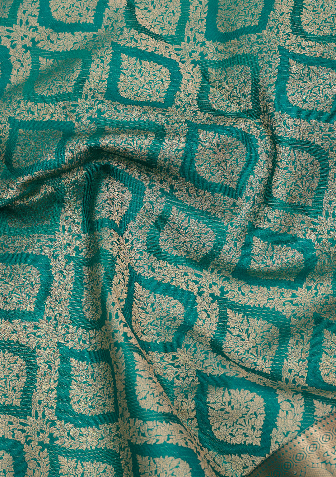 Peacock Green Zariwork (Gold) Pure Silk Saree