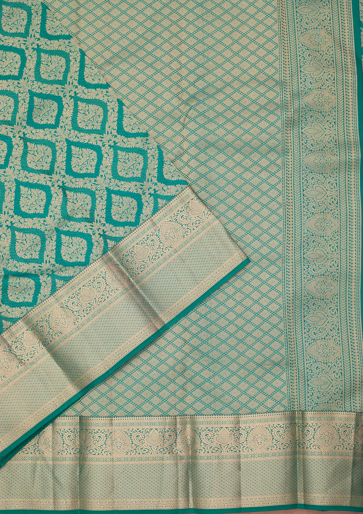 Peacock Green Zariwork (Gold) Pure Silk Saree