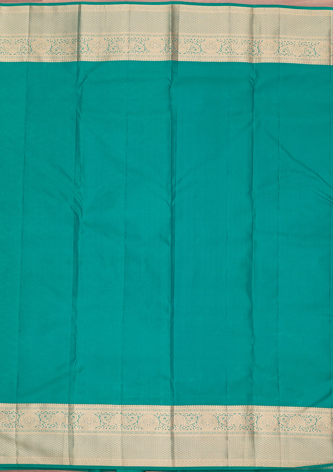 Peacock Green Zariwork (Gold) Pure Silk Saree