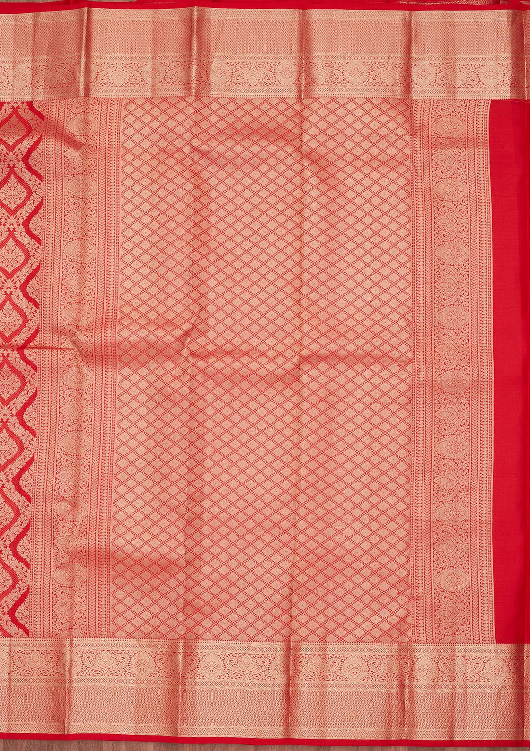 Red Silk Jaal Saree With Matching Blouse Piece