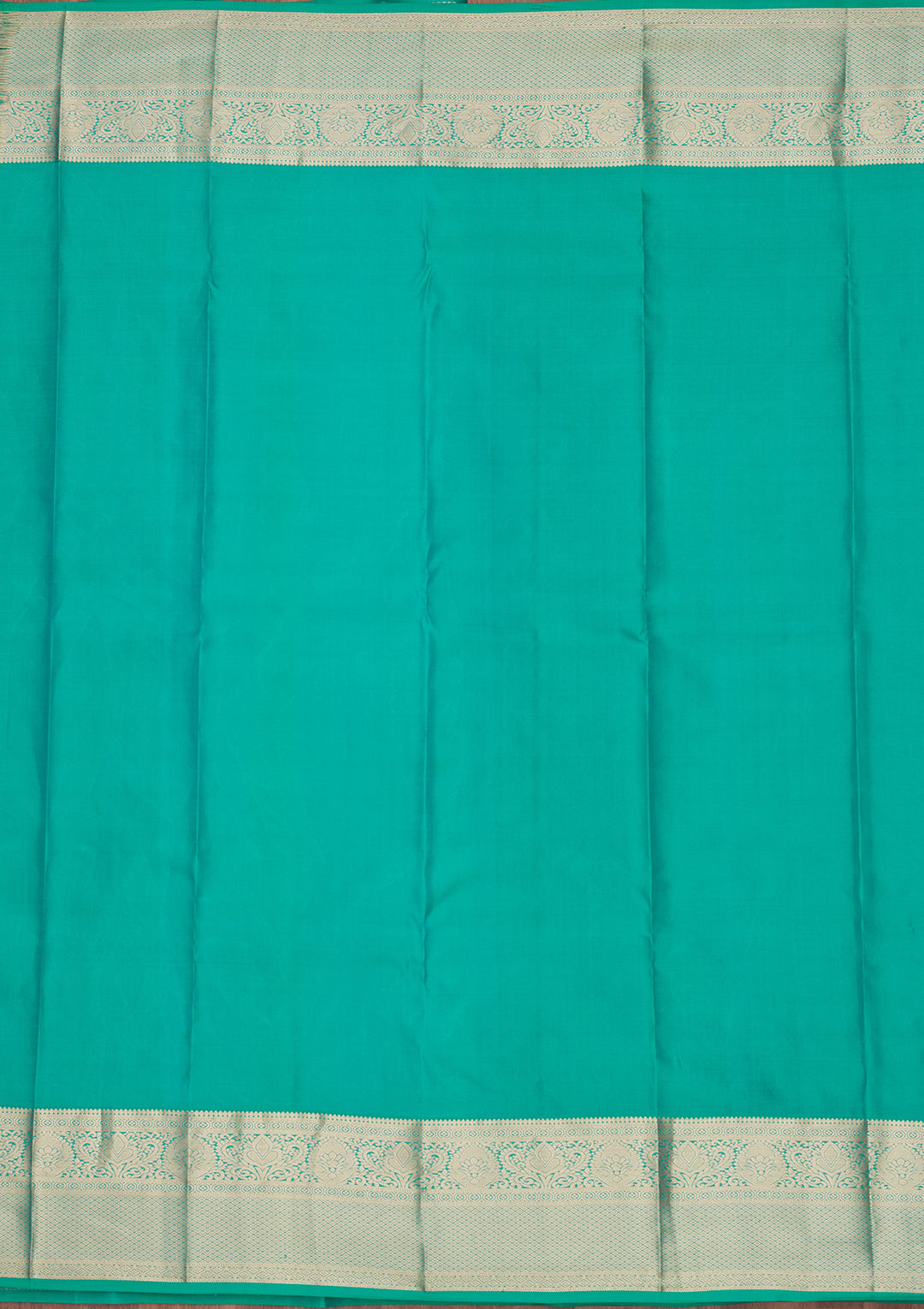 Turquoise Blue Pure Silk Jaal Gold Zariwork Saree With Matching Blouse Piece