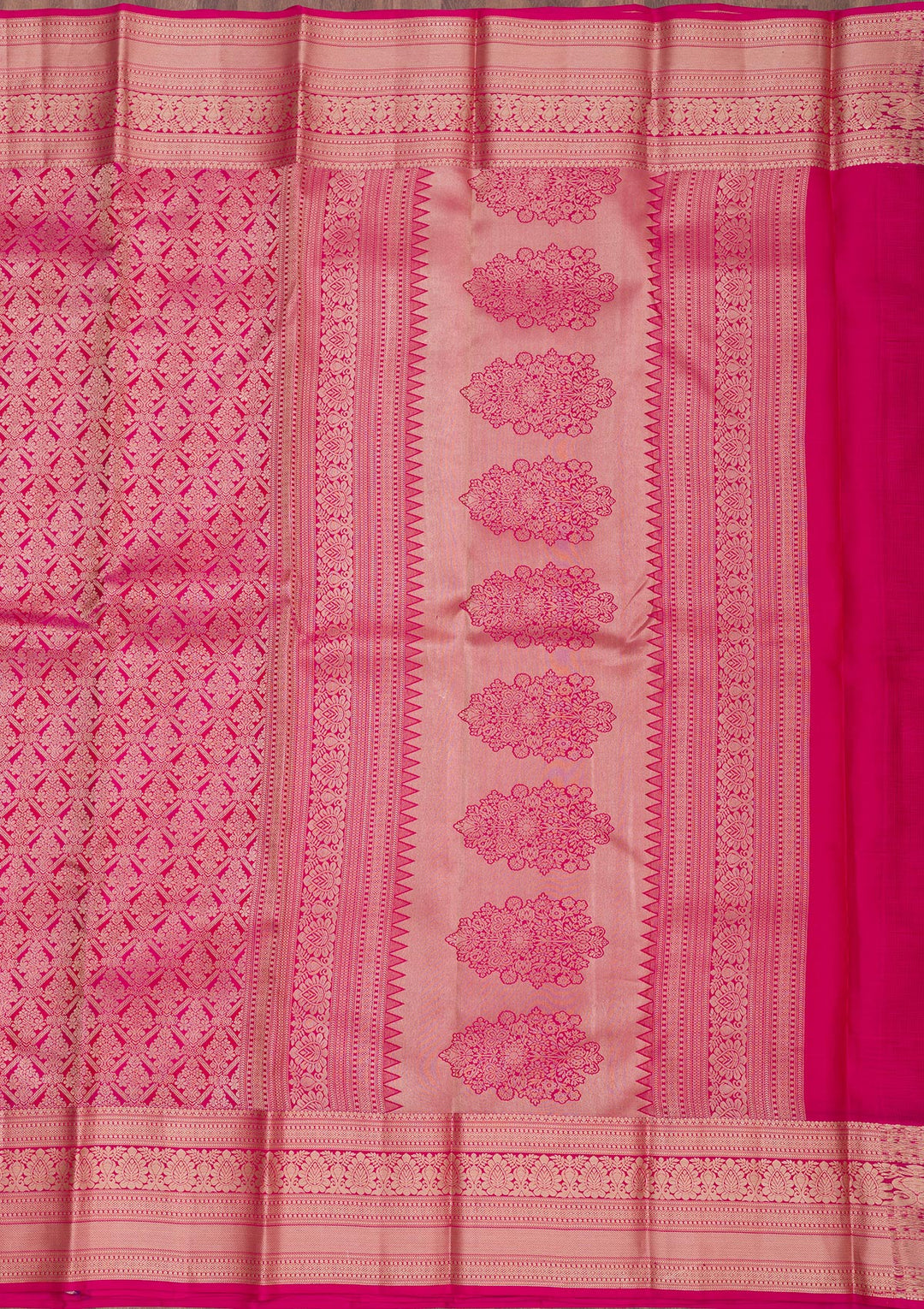 Magenta Pink Silk Jaal Gold Zariwork Saree With Matching Blouse Piece