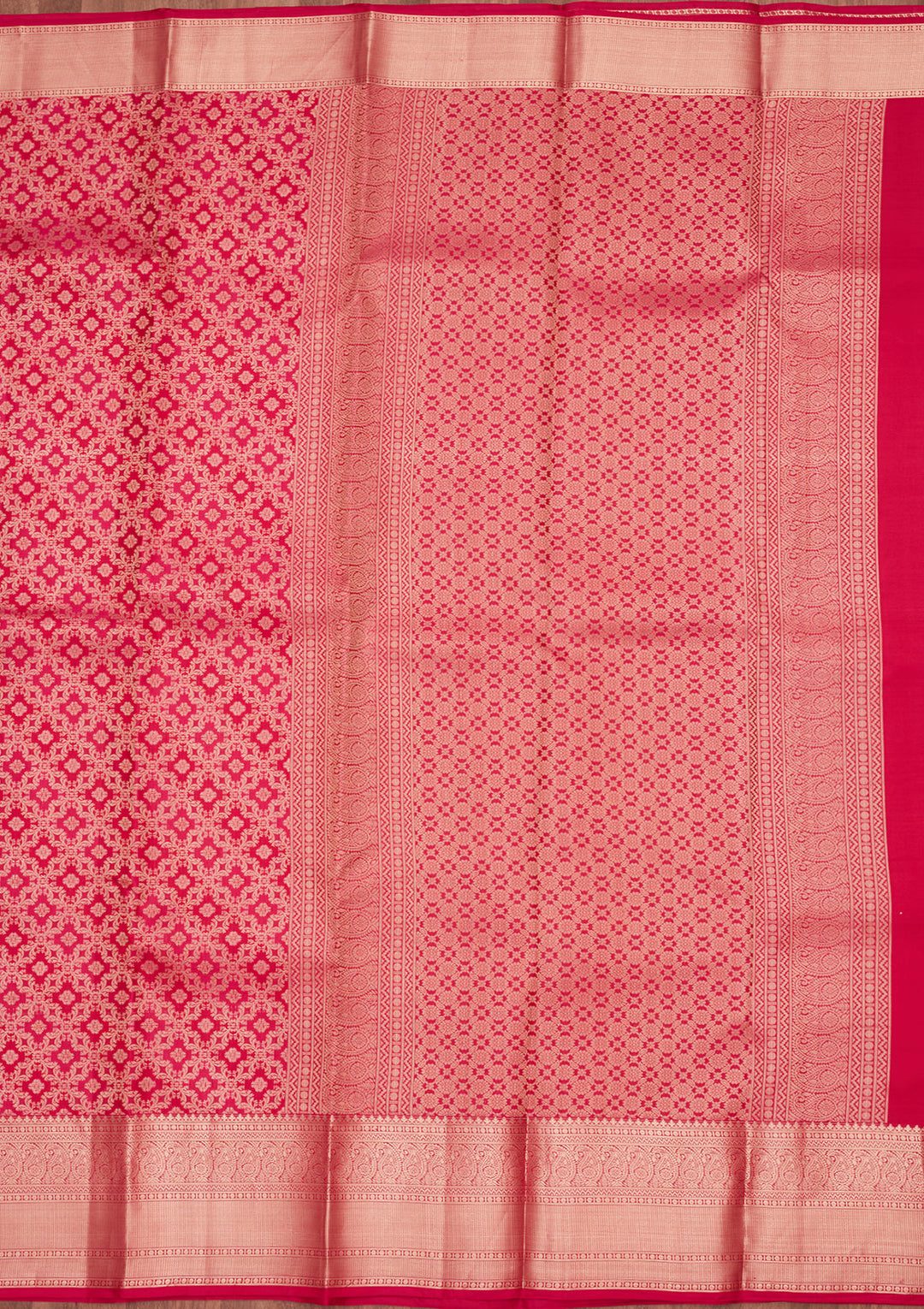 Rani Pink Silk Jaal Saree With Matching Blouse Piece