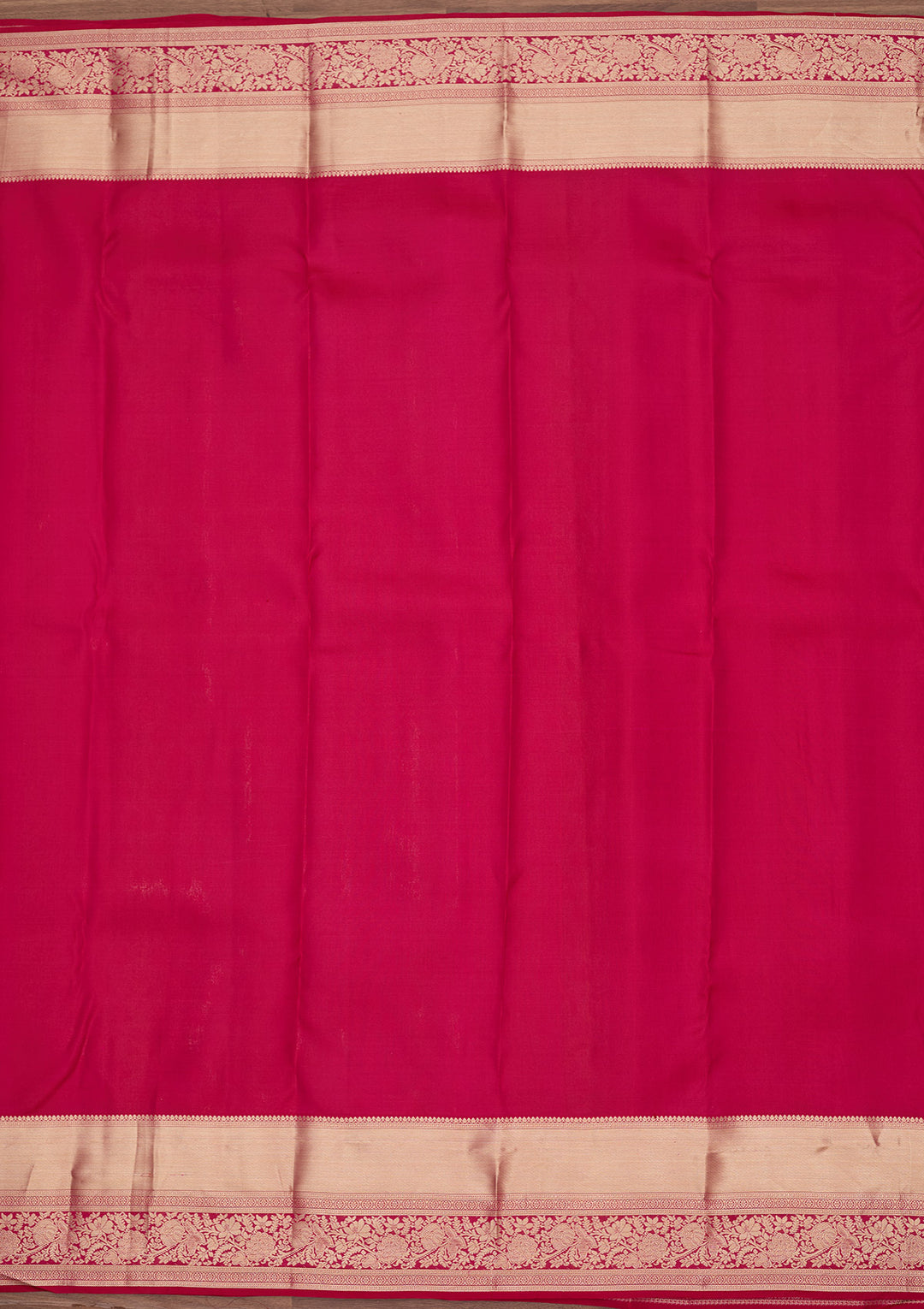 Magenta Pink Silk Jaal Gold Zariwork Saree With Matching Blouse Piece