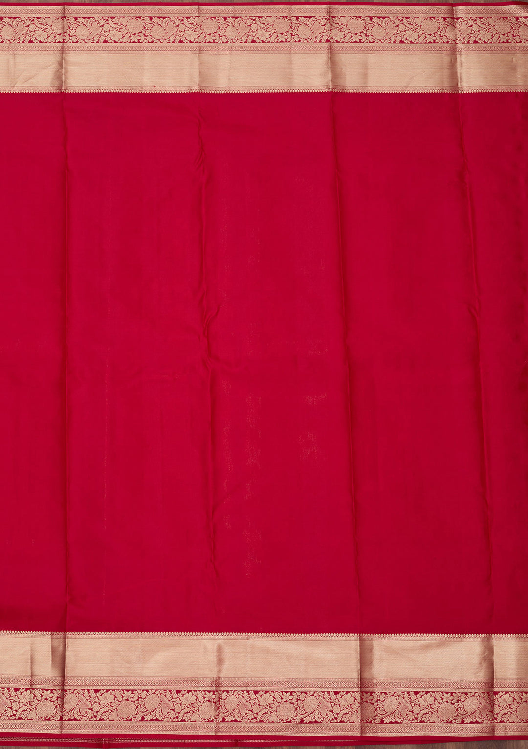 Maroon Silk Jaal Gold Zariwork Saree With Matching Blouse Piece