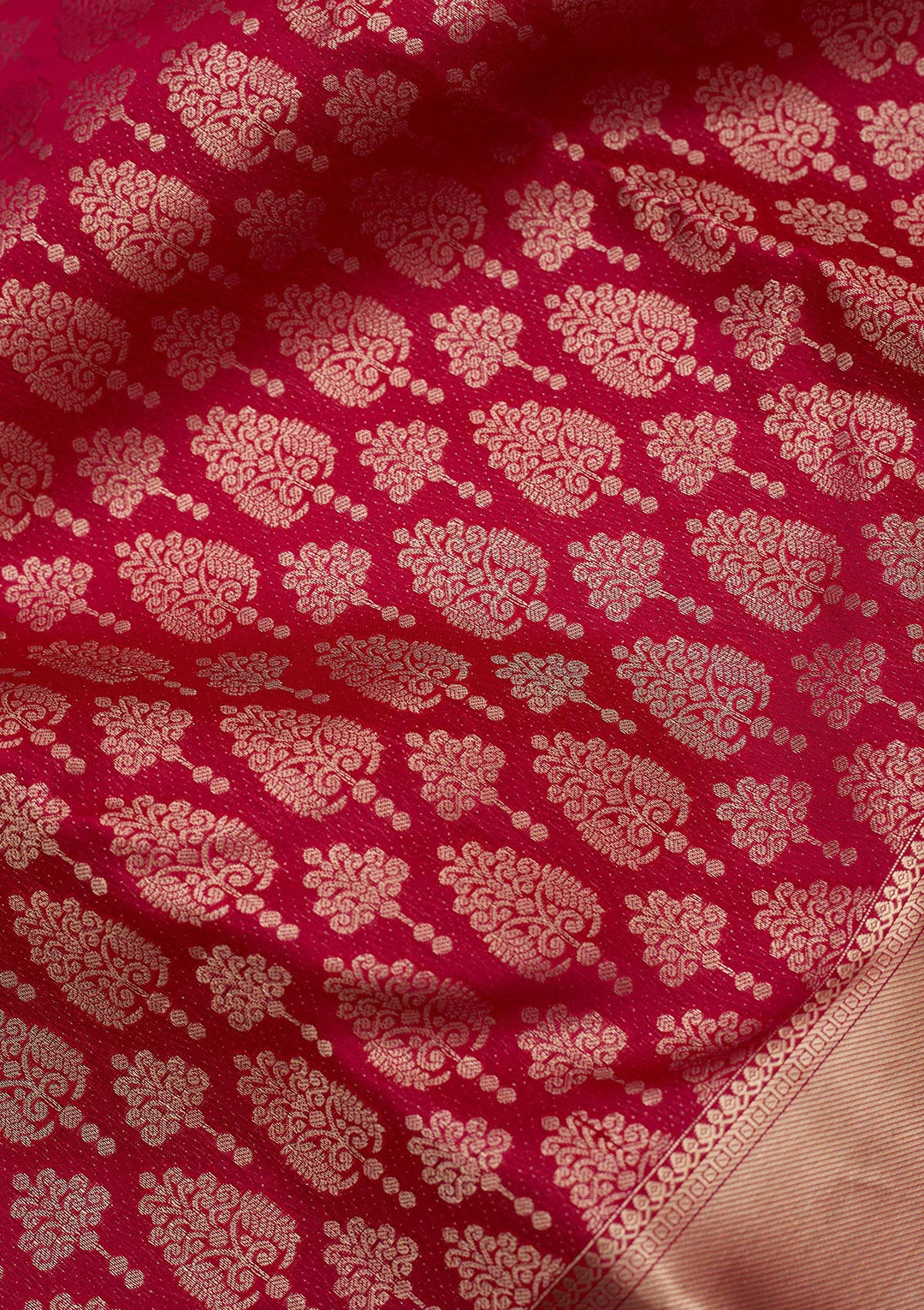 Rani Pink Silk Jaal Gold Zariwork Saree With Matching Blouse Piece