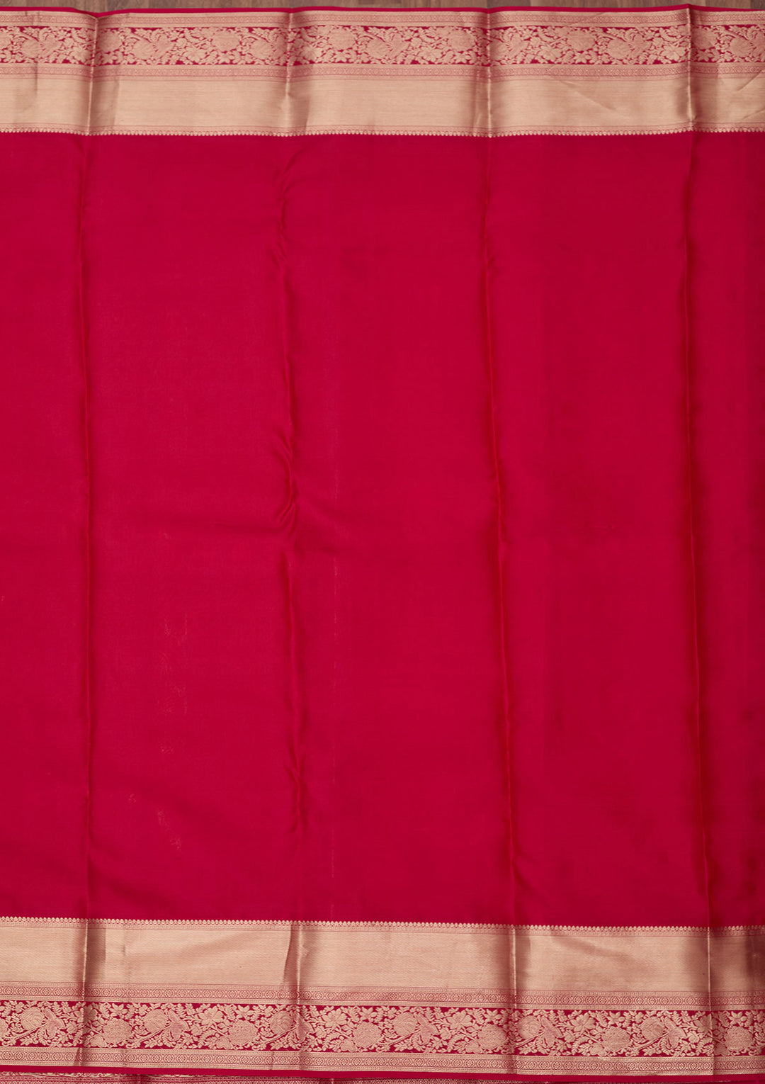 Rani Pink Silk Jaal Gold Zariwork Saree With Matching Blouse Piece