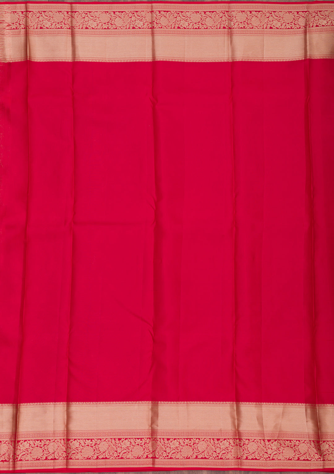 Red Silk Jaal Gold Zariwork Saree With Matching Blouse Piece