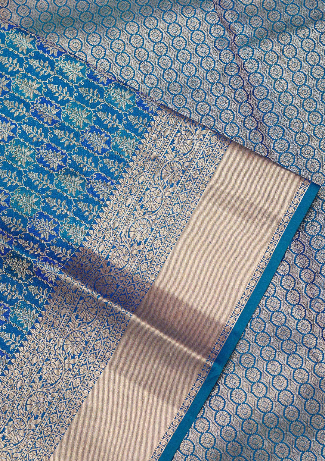 Royal Blue Pure Silk Jaal Zariwork Saree With Matching Blouse Piece
