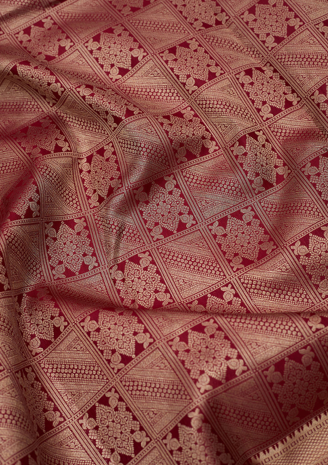 Maroon Silk Jaal Gold Zariwork Saree With Matching Blouse Piece