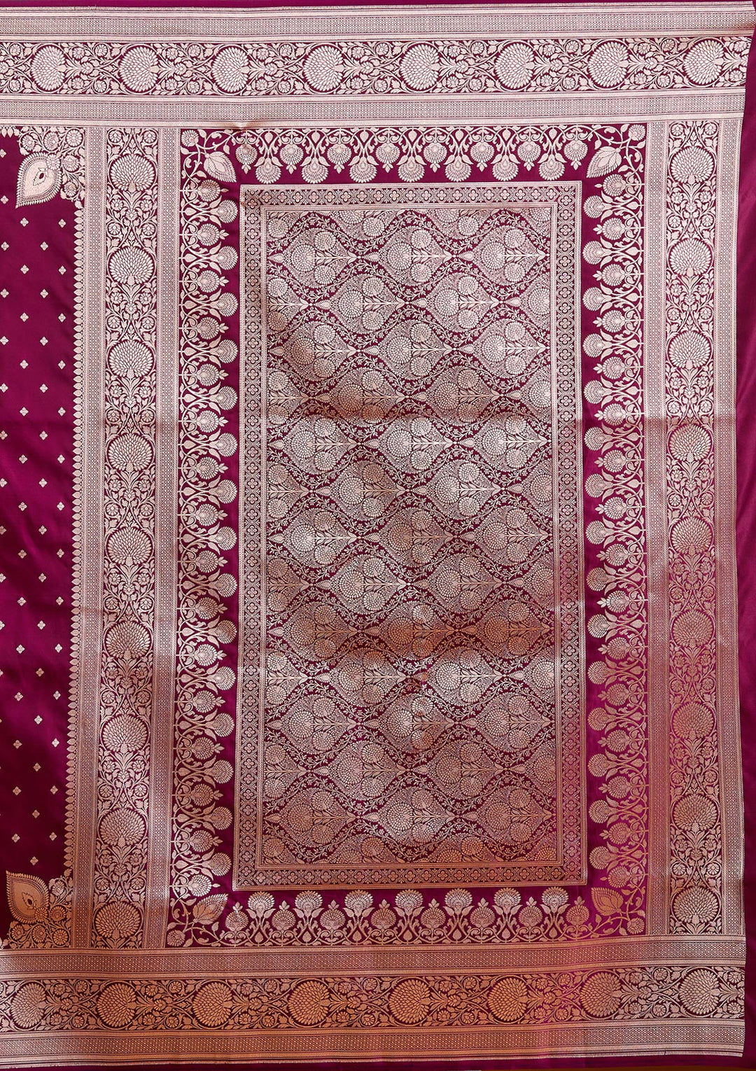 Purple Silk Jaal Gold Zariwork Saree With Matching Blouse Piece