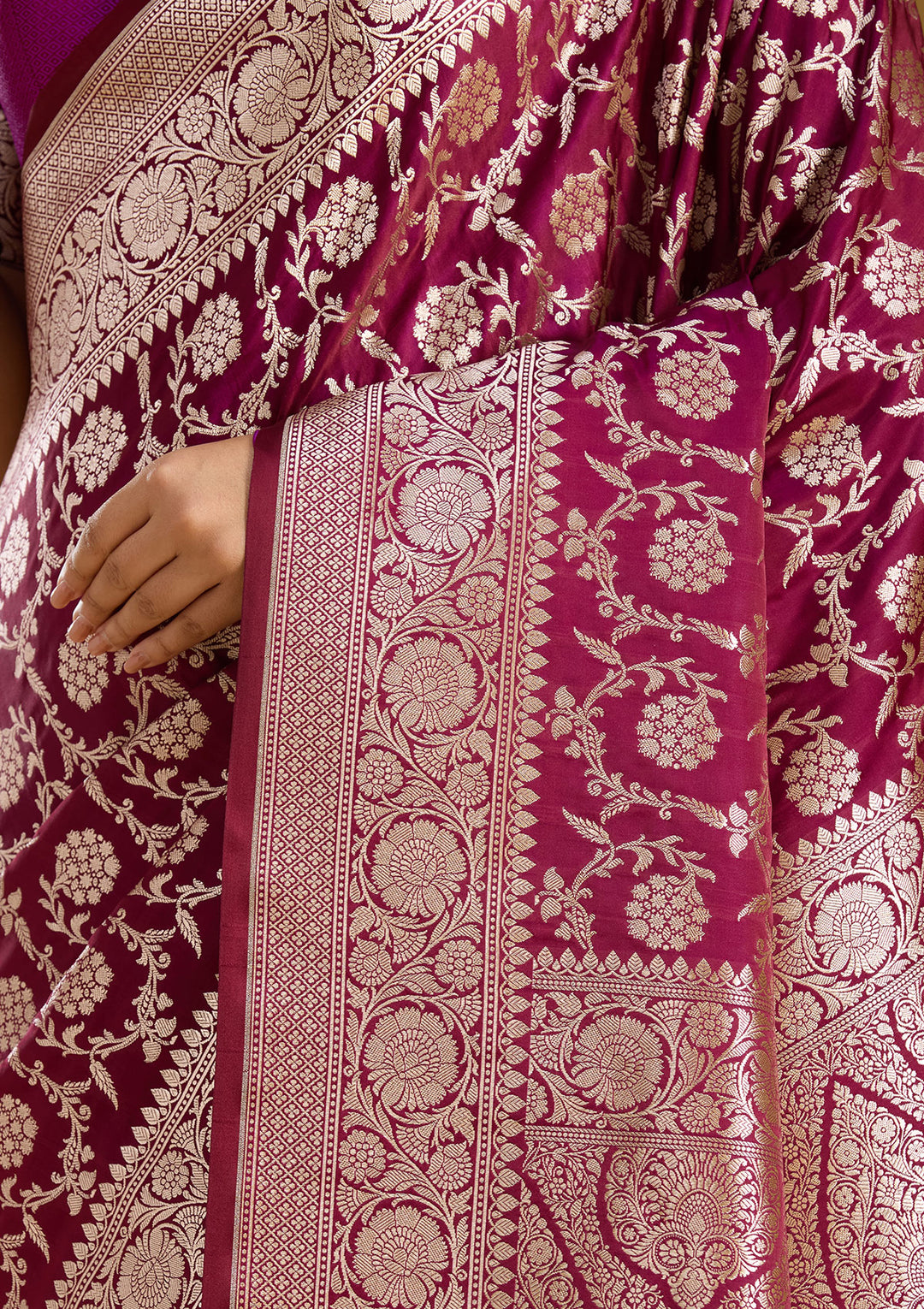 Wine Silk Jaal Gold Zariwork Saree With Matching Blouse Piece