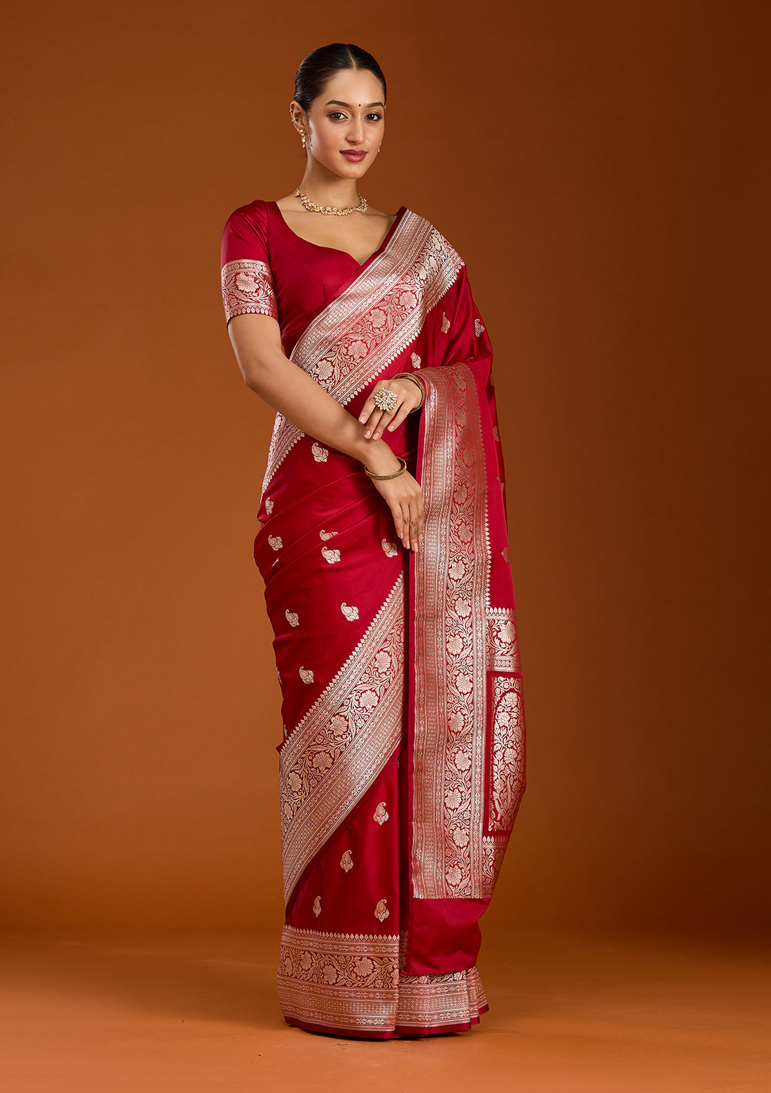Maroon Silk Jaal Gold Zariwork Saree With Matching Blouse Piece