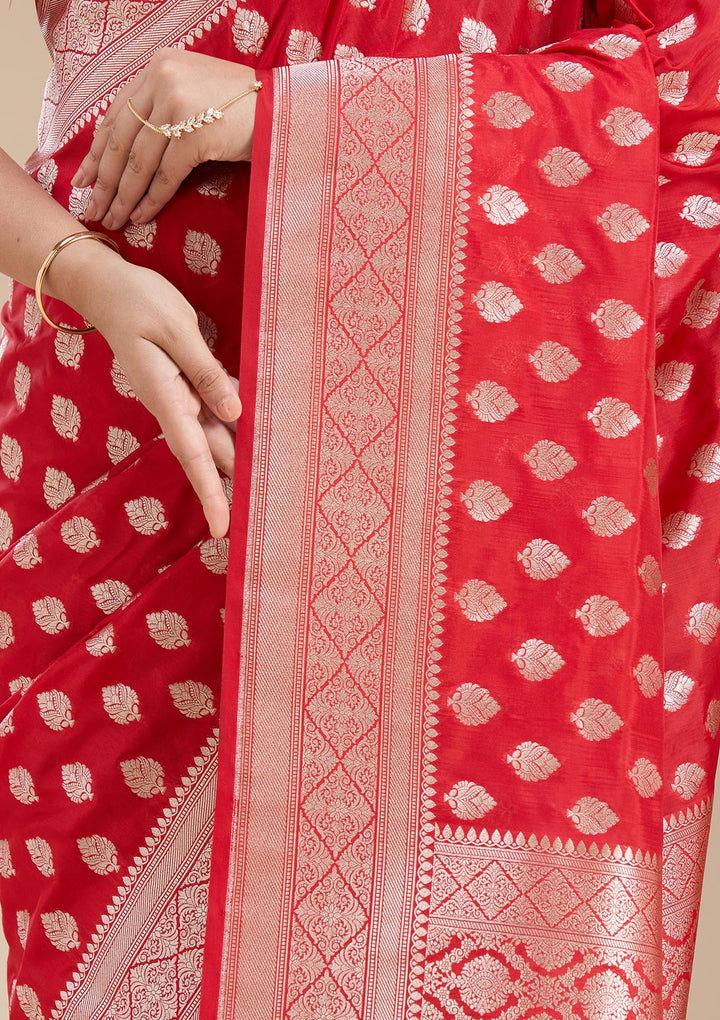 Red Silk Jaal Gold Zariwork Saree With Matching Blouse Piece