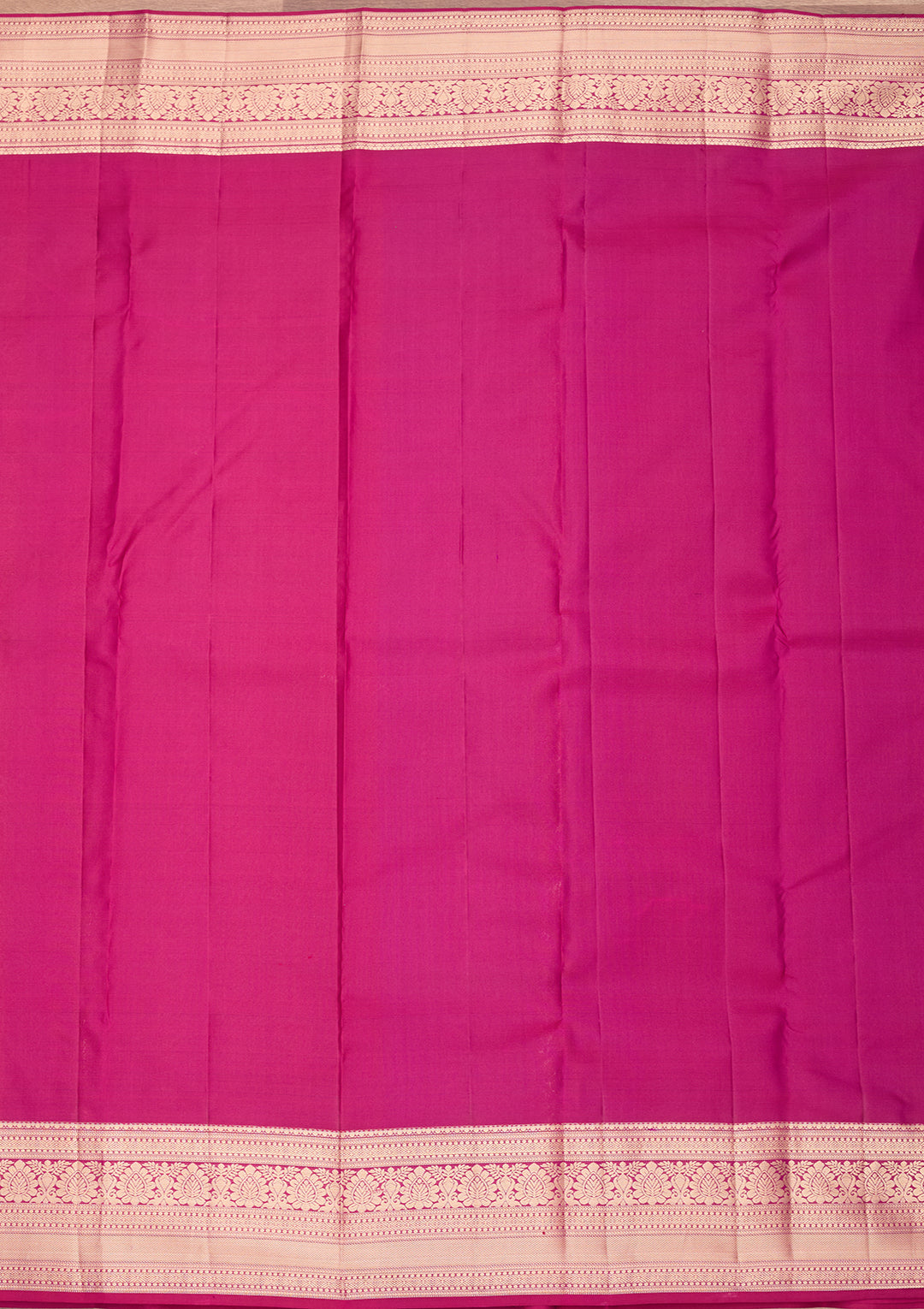 Lavender Silk Jaal Gold Zariwork Saree With Matching Blouse Piece