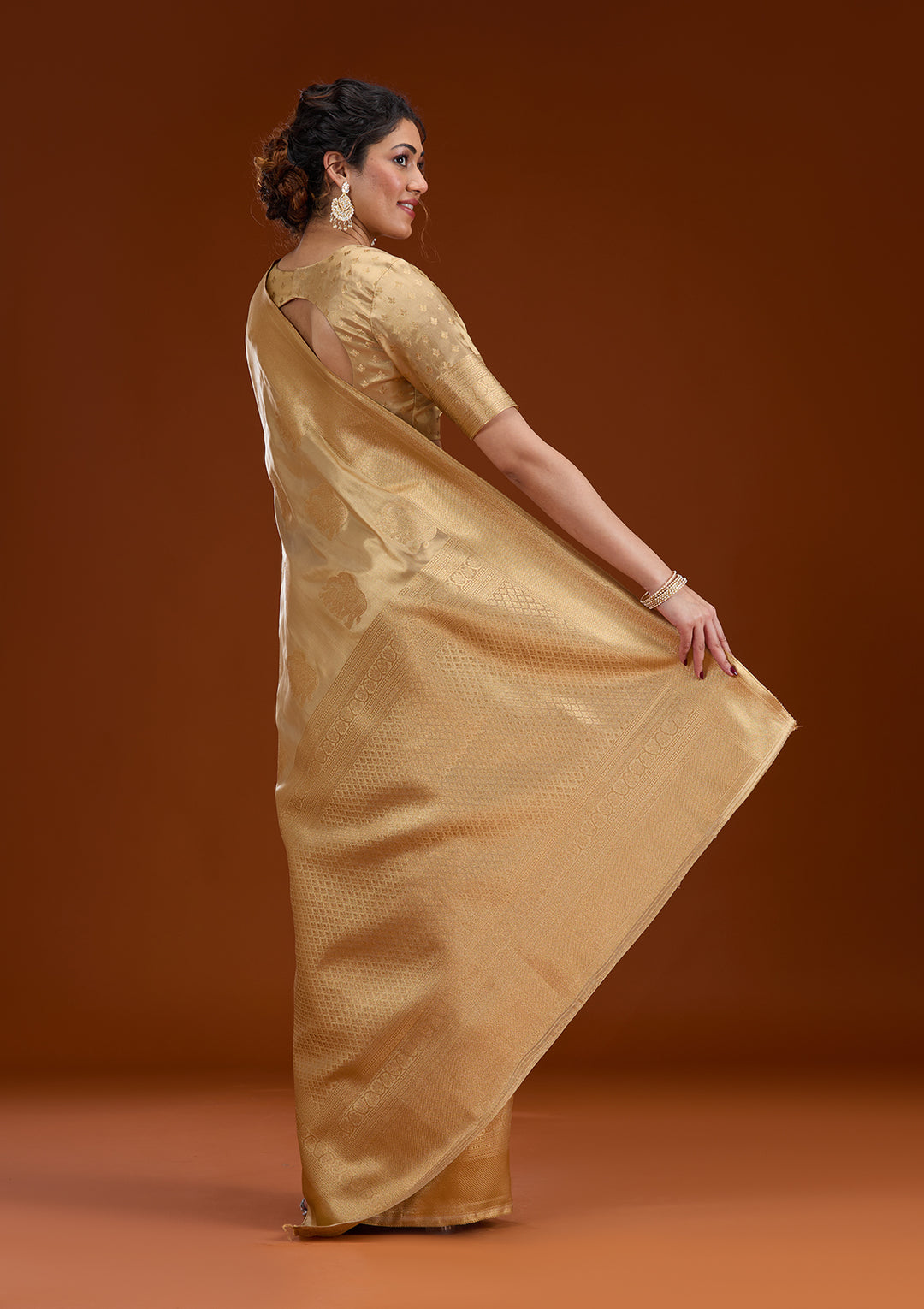Beige Silk Buti Gold Zariwork Saree With Matching Blouse Piece