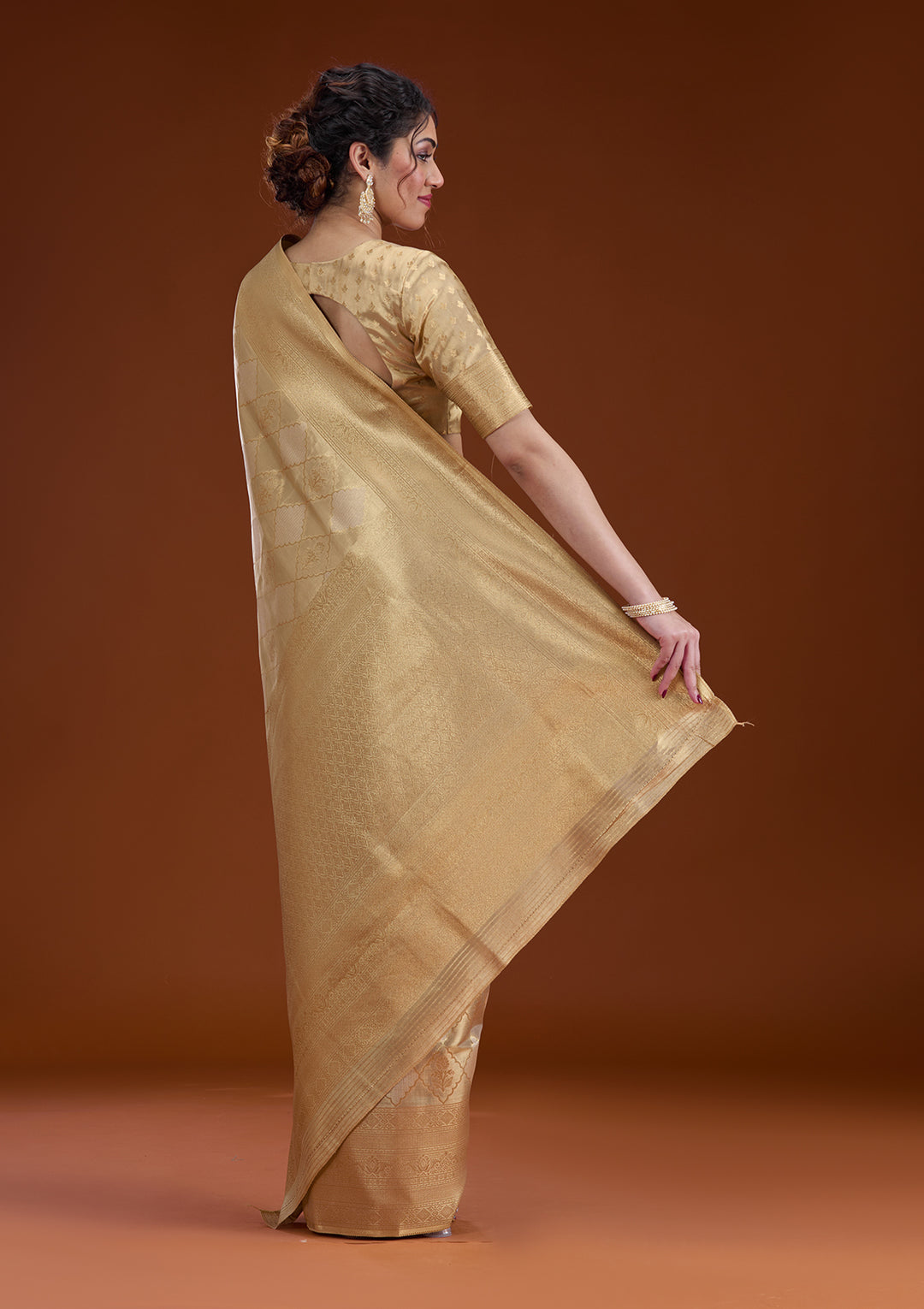 Beige Silk Checks Gold Zariwork Saree With Matching Blouse Piece