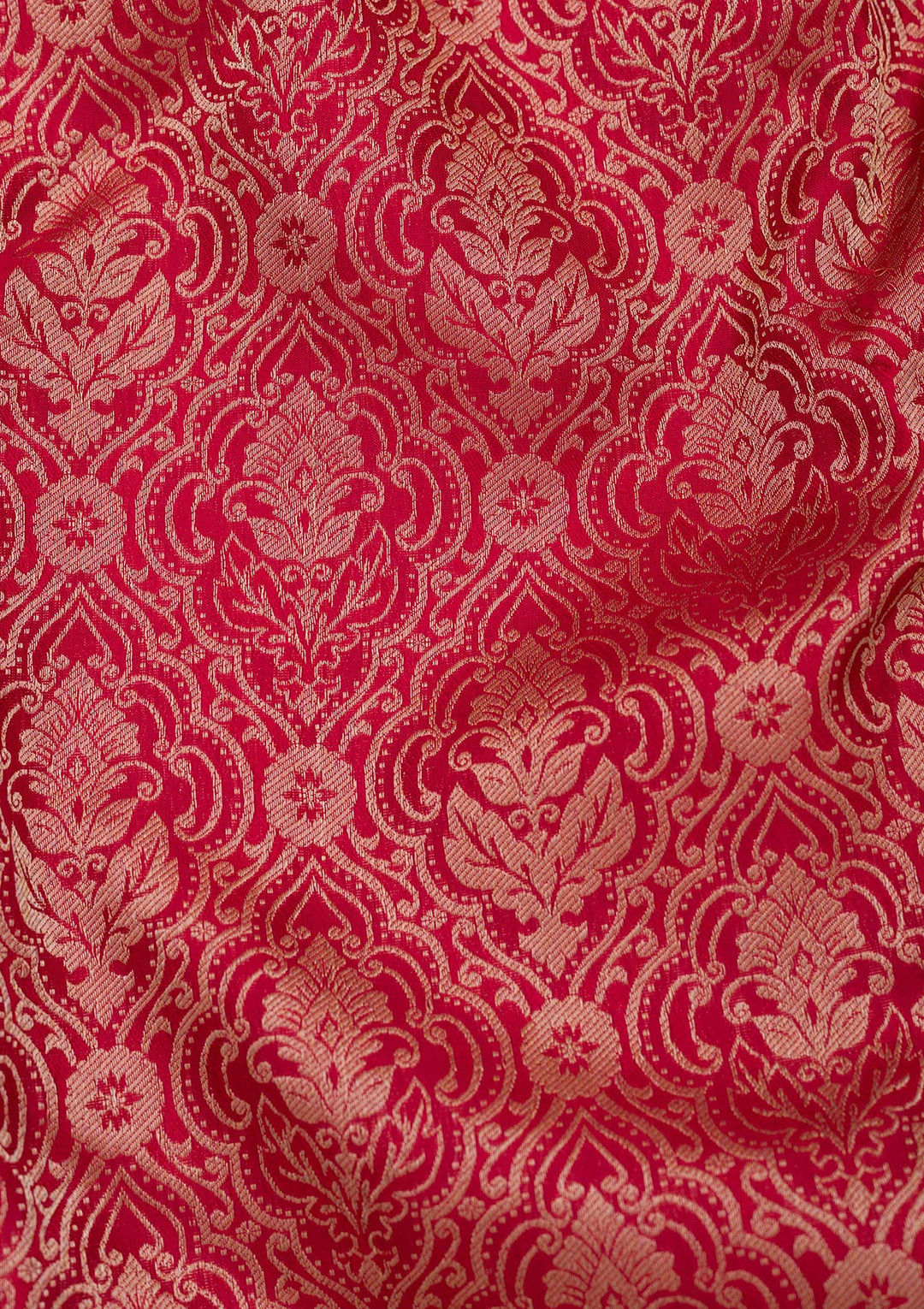 Red Pure Silk Jaal Zariwork Saree With Matching Blouse Piece