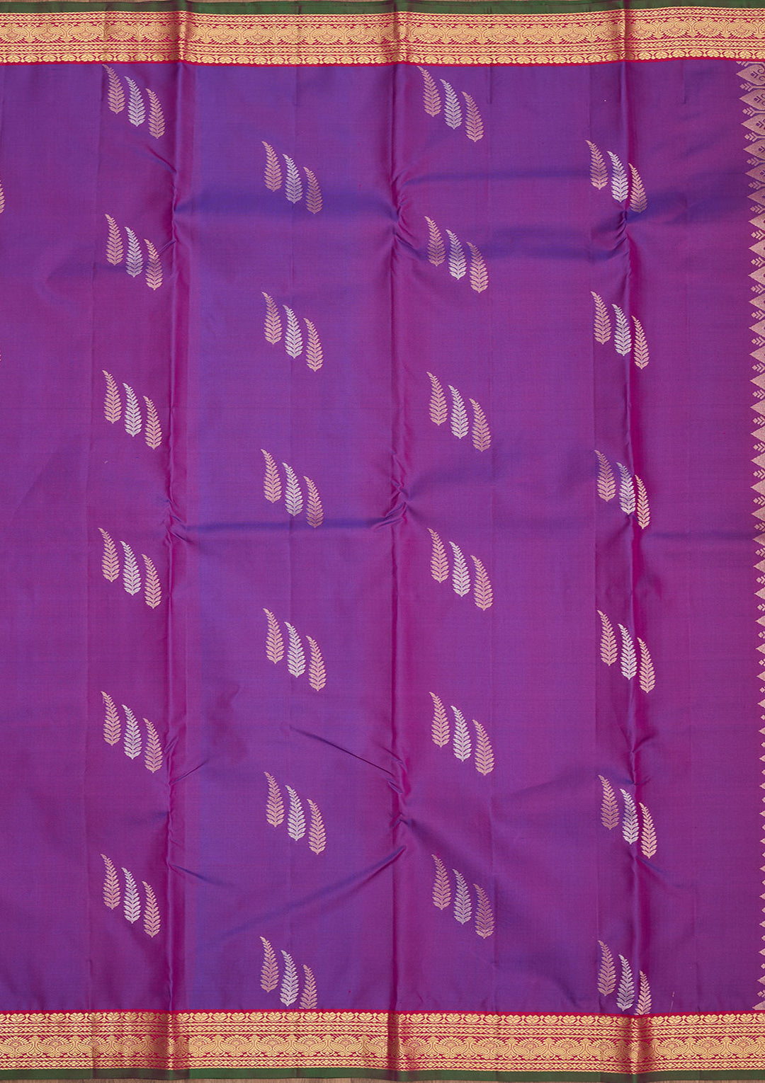 Purple Silk Buti Saree With Matching Blouse Piece