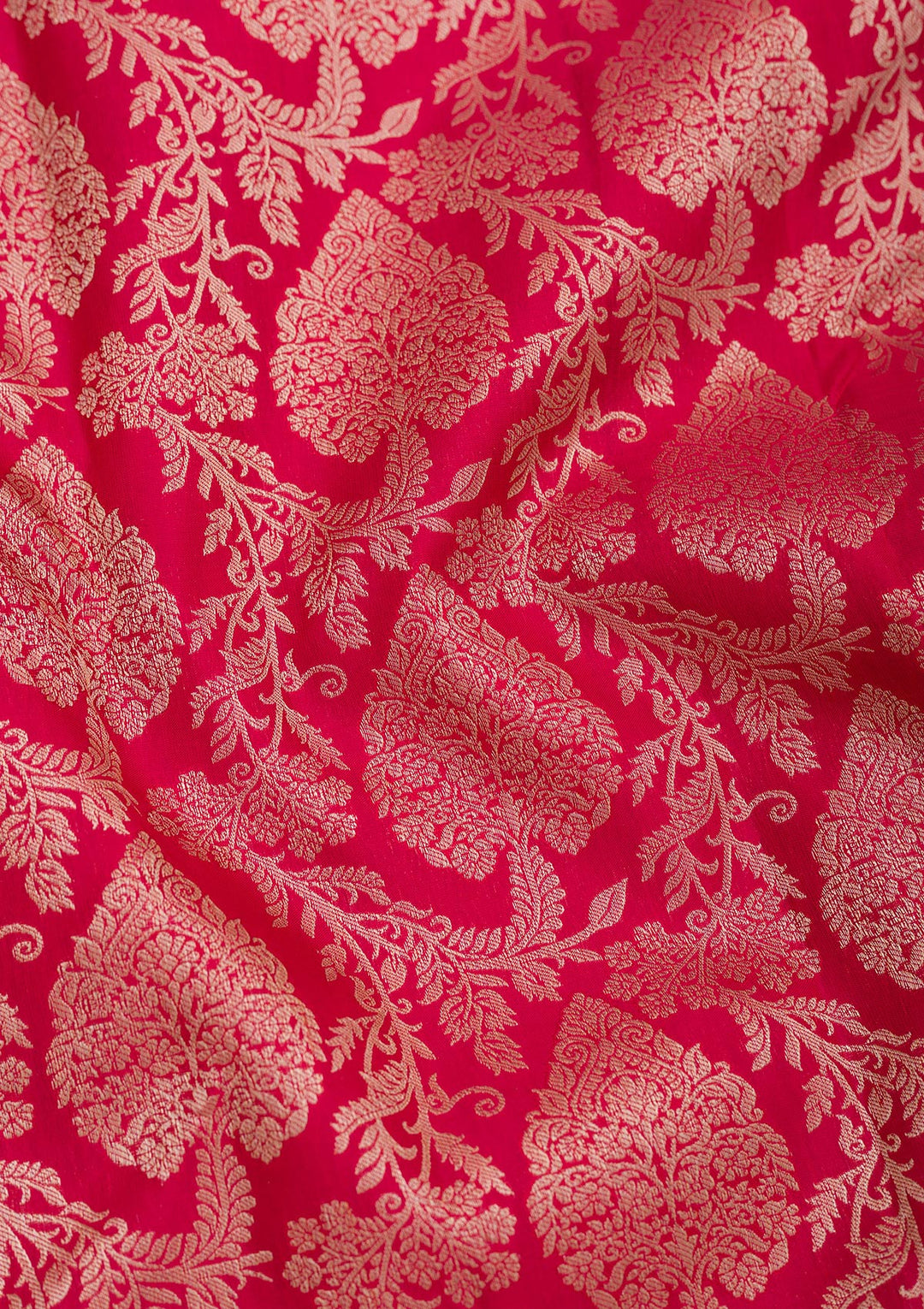 Red Pure Silk Jaal Zariwork Saree With Matching Blouse Piece