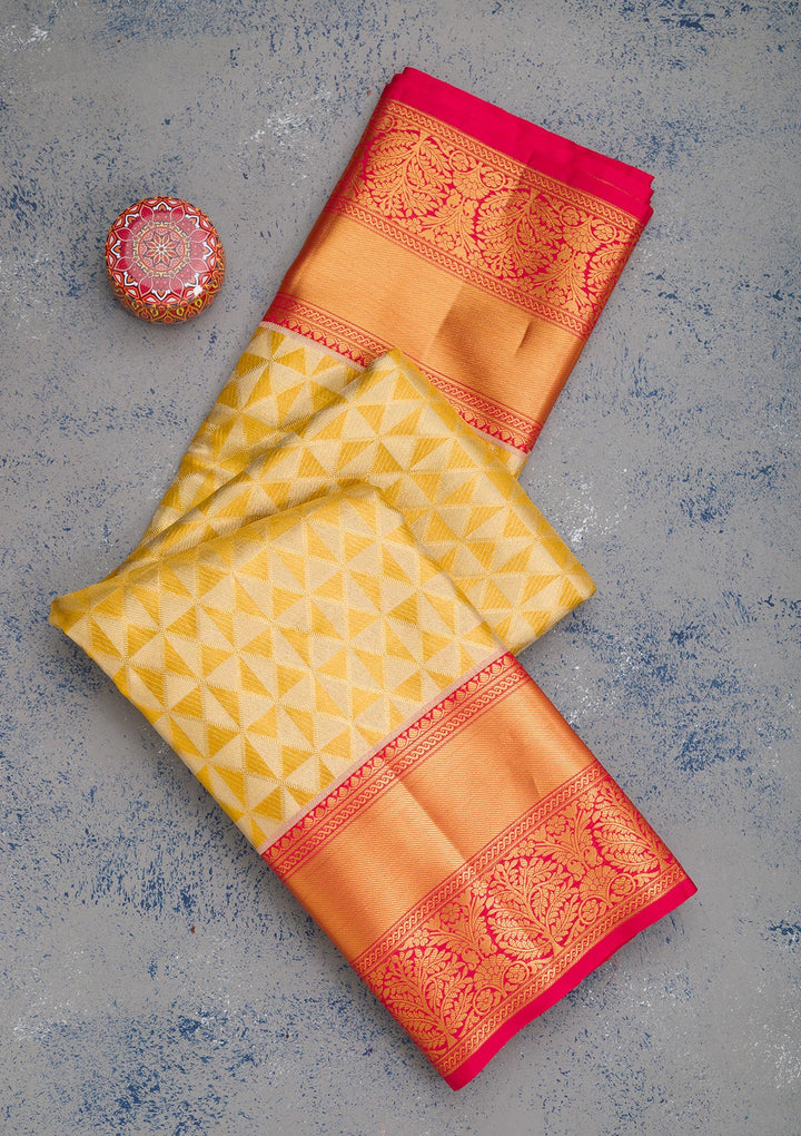 Gold Silk Jaal Gold Zariwork Saree With Matching Blouse Piece