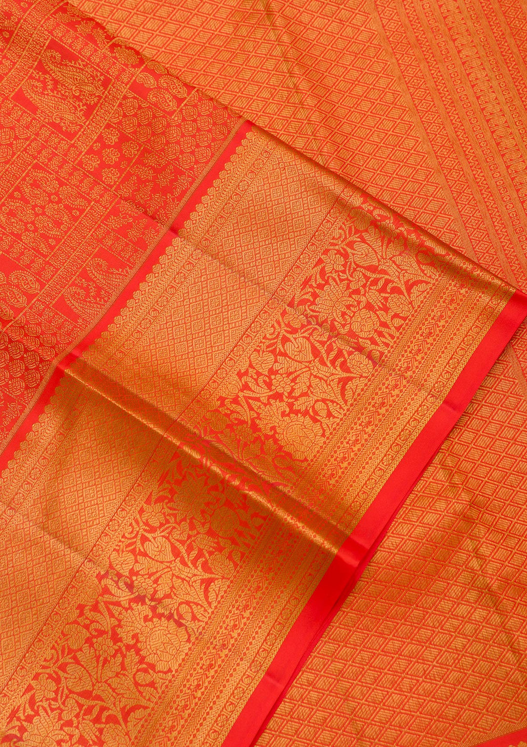 Red Silk Jaal Gold Zariwork Saree With Matching Blouse Piece