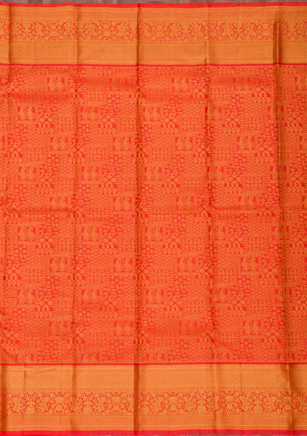 Red Silk Jaal Gold Zariwork Saree With Matching Blouse Piece