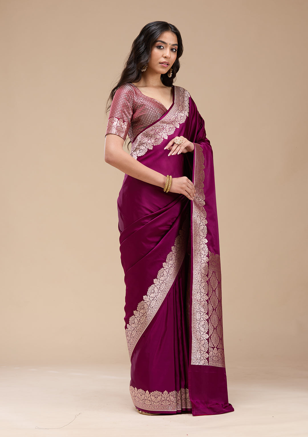 Purple Silk Plain Gold Zariwork Saree With Matching Blouse Piece
