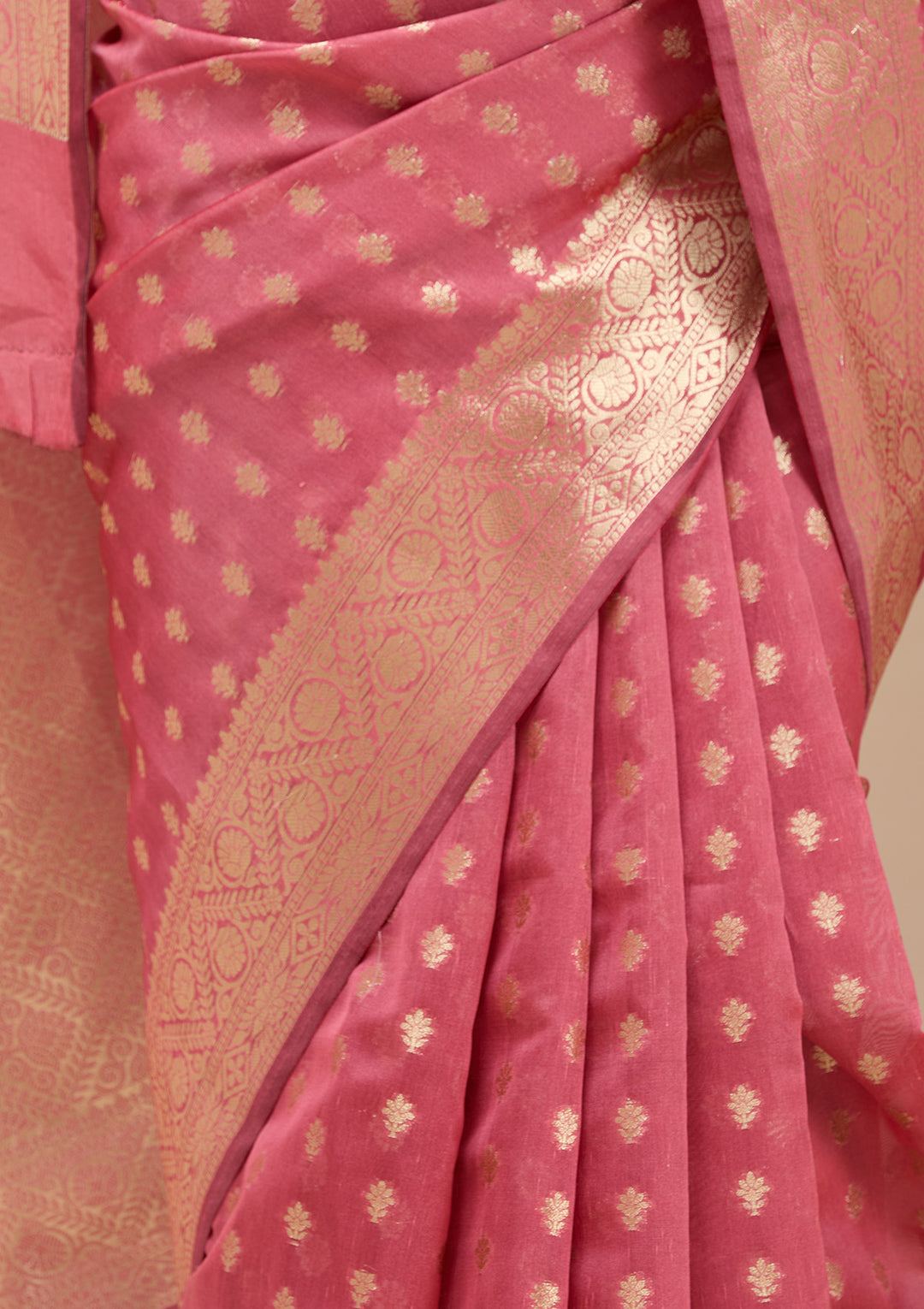 Onion Pink Silk Jaal Gold Zariwork Saree With Matching Blouse Piece