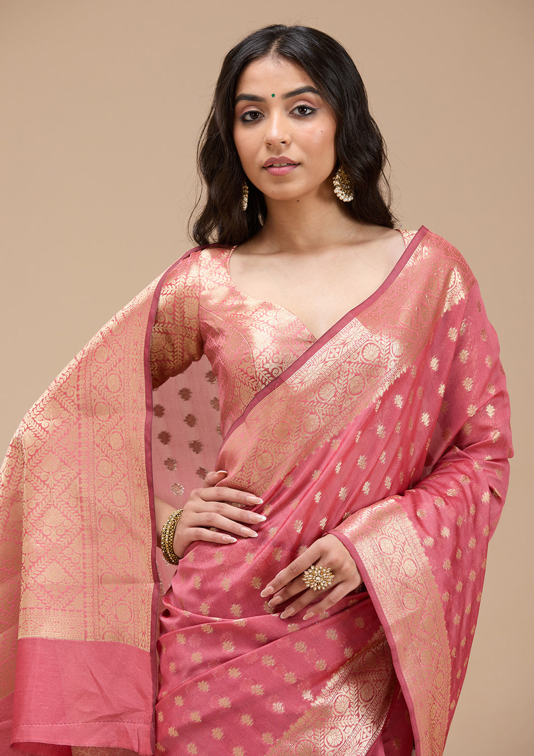 Onion Pink Silk Jaal Gold Zariwork Saree With Matching Blouse Piece