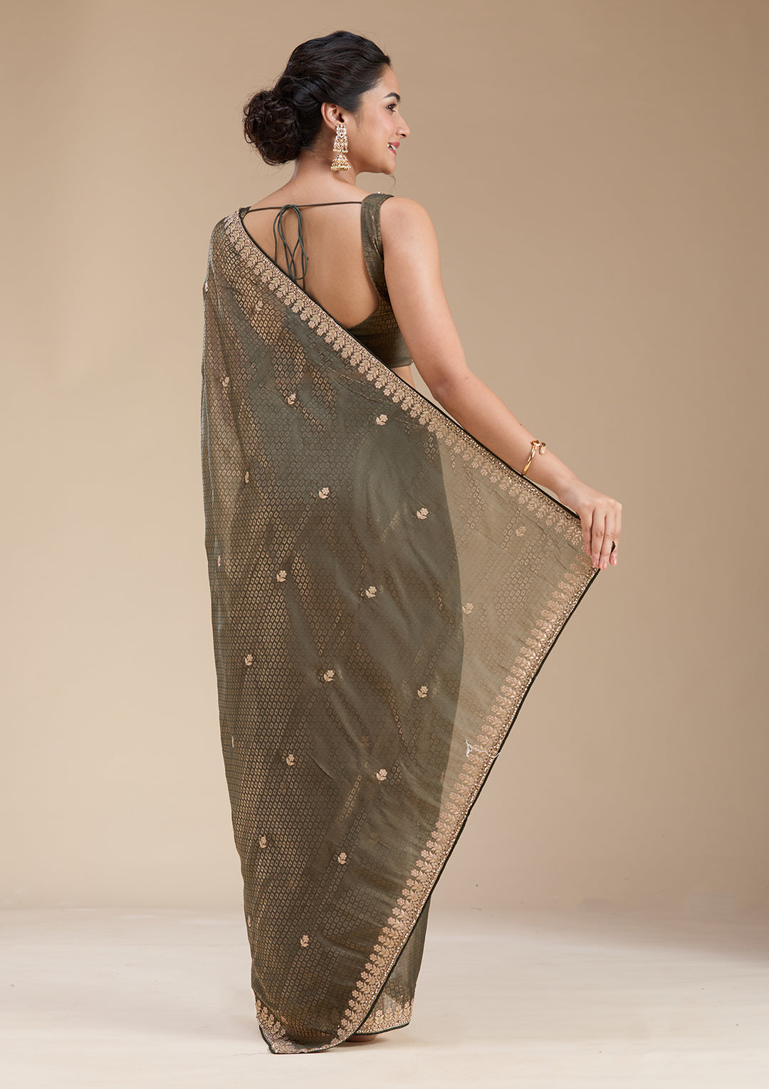 Mehendi Organza Gotapatti Saree With Matching Blouse Piece
