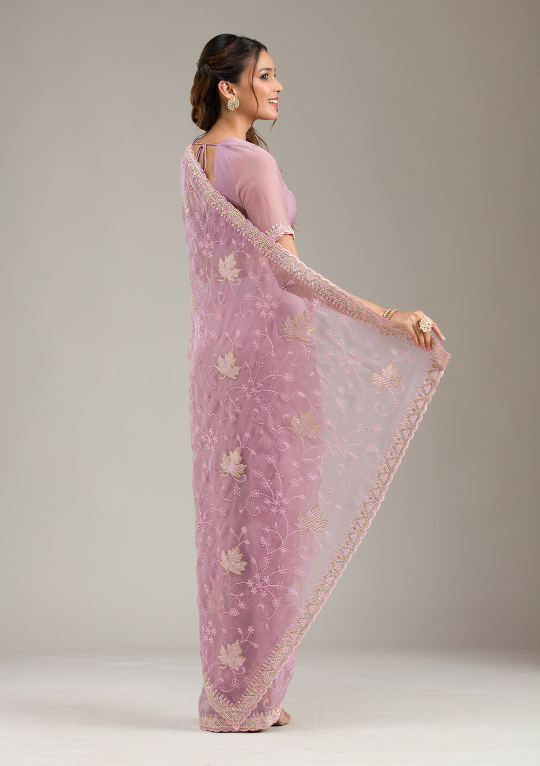 Lavender Chiffon Threadwork Saree With Matching Blouse Piece