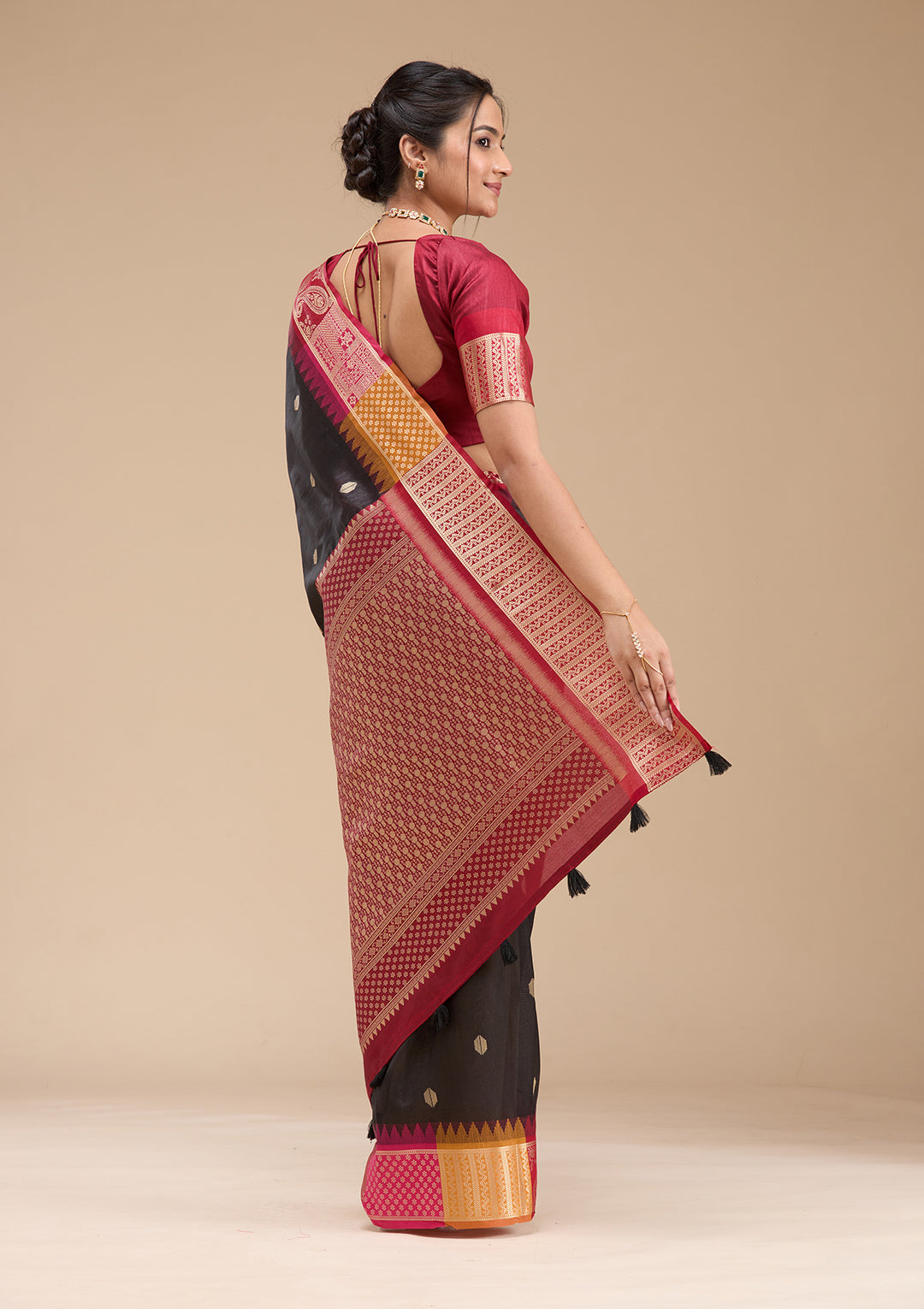 Black Silk Buti Gold Zariwork Saree With Matching Blouse Piece