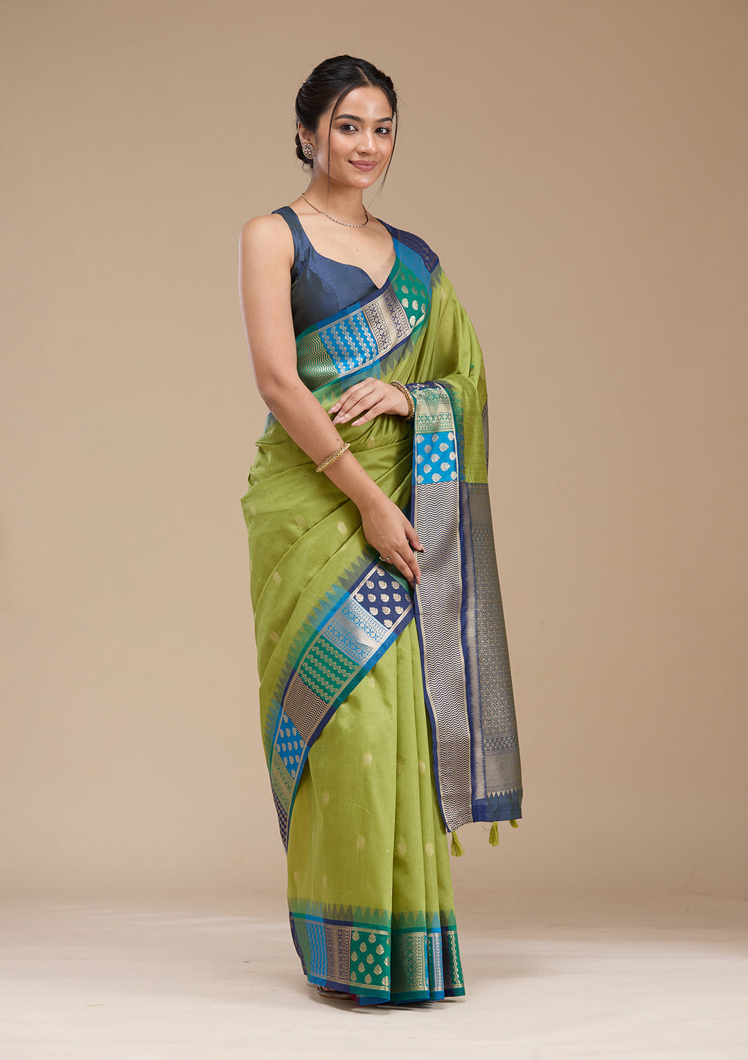 Leaf Green Silk Buti Gold Zariwork Saree With Matching Blouse Piece