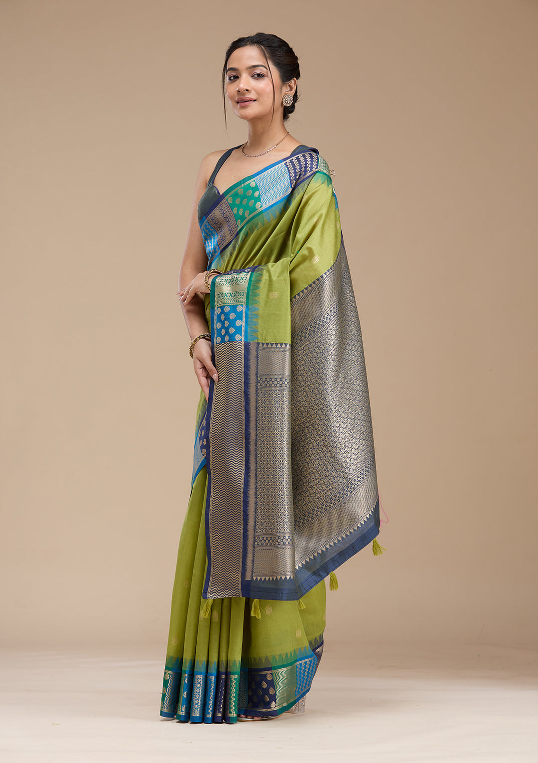 Leaf Green Silk Buti Gold Zariwork Saree With Matching Blouse Piece