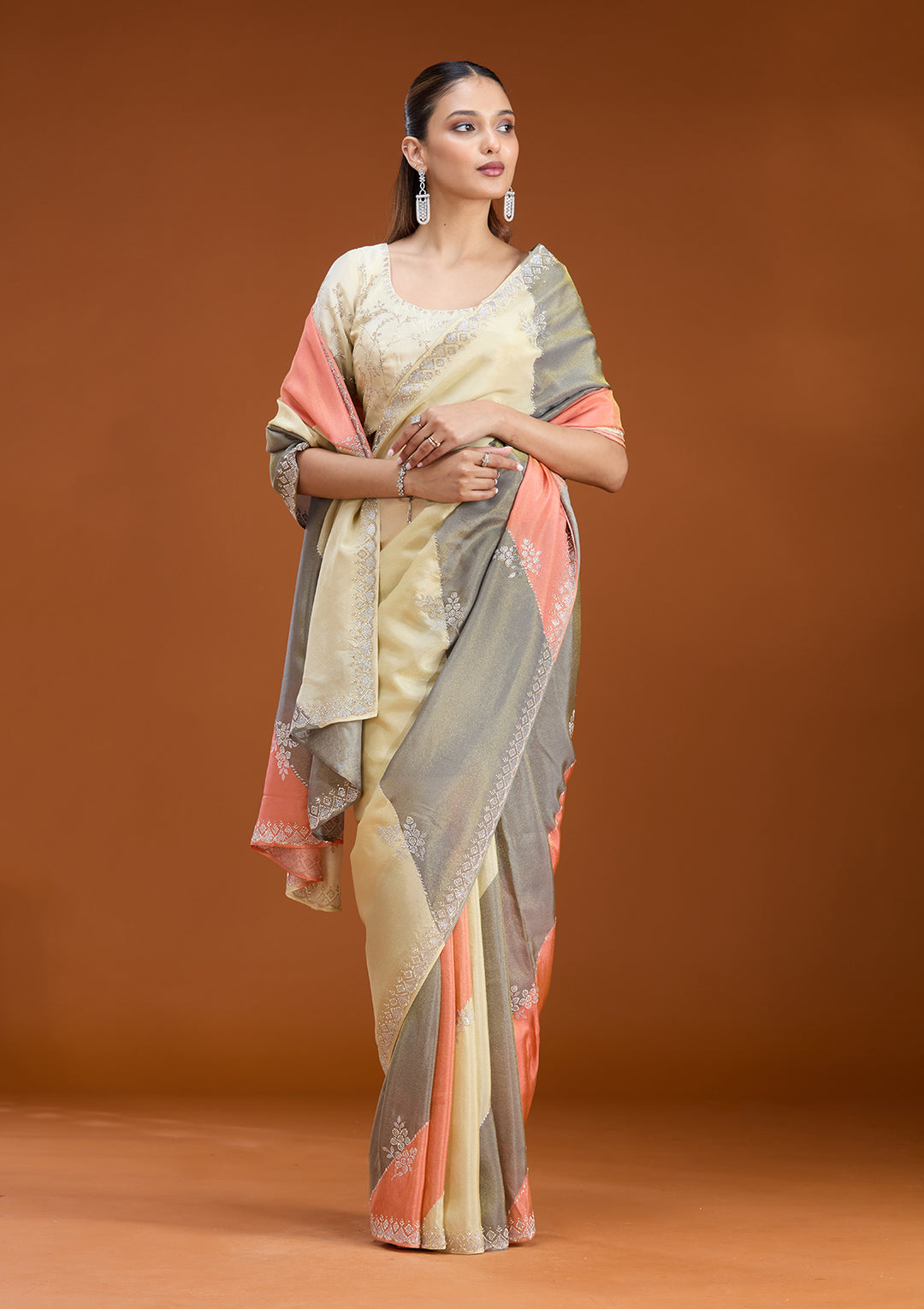 Gajari Pink Tissue Silver Stonework Saree With Matching Blouse Piece