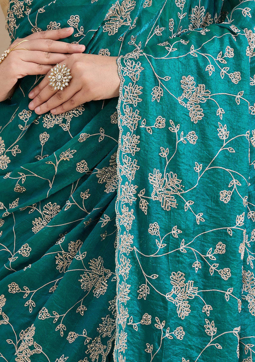 Rama Green Tissue Threadwork Saree With Matching Blouse Piece
