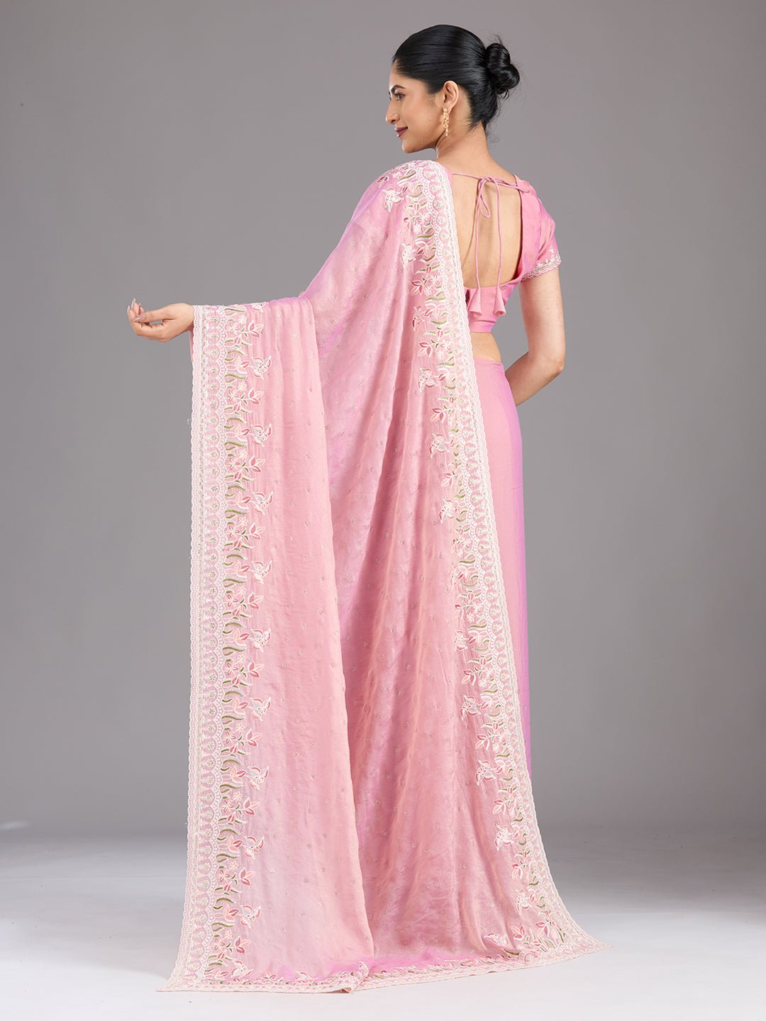 Onion Pink Chiffon Threadwork Saree With Matching Blouse Piece