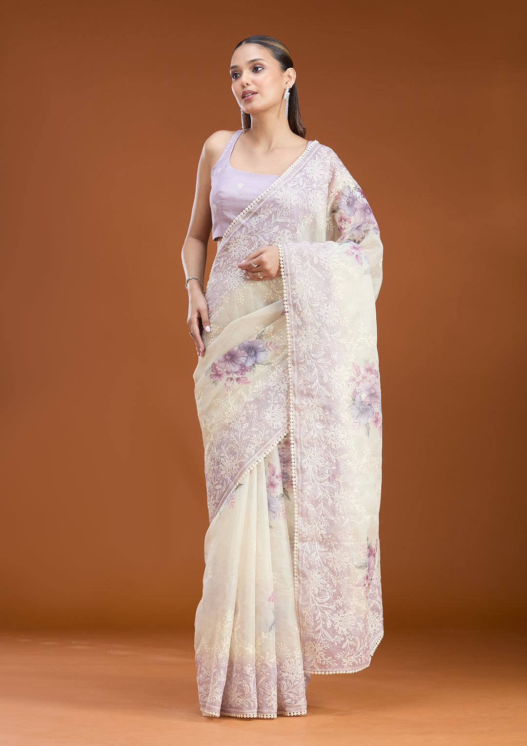 Beige Chanderi Threadwork Saree With Matching Blouse Piece