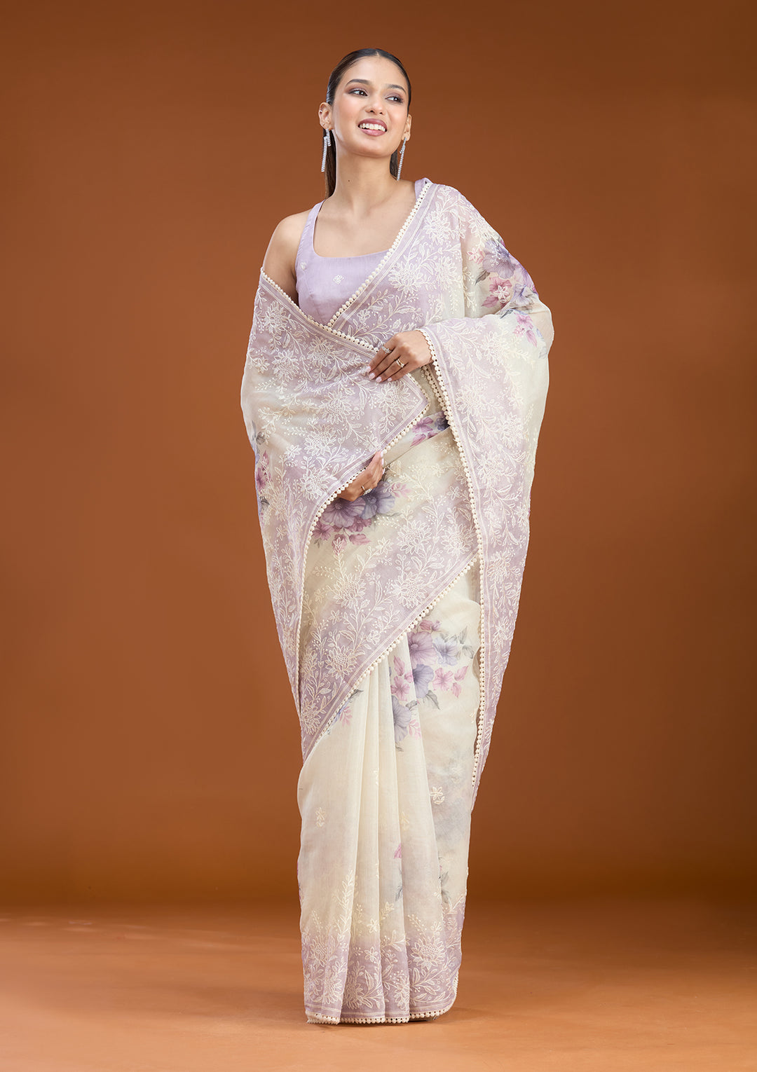 Beige Chanderi Threadwork Saree With Matching Blouse Piece