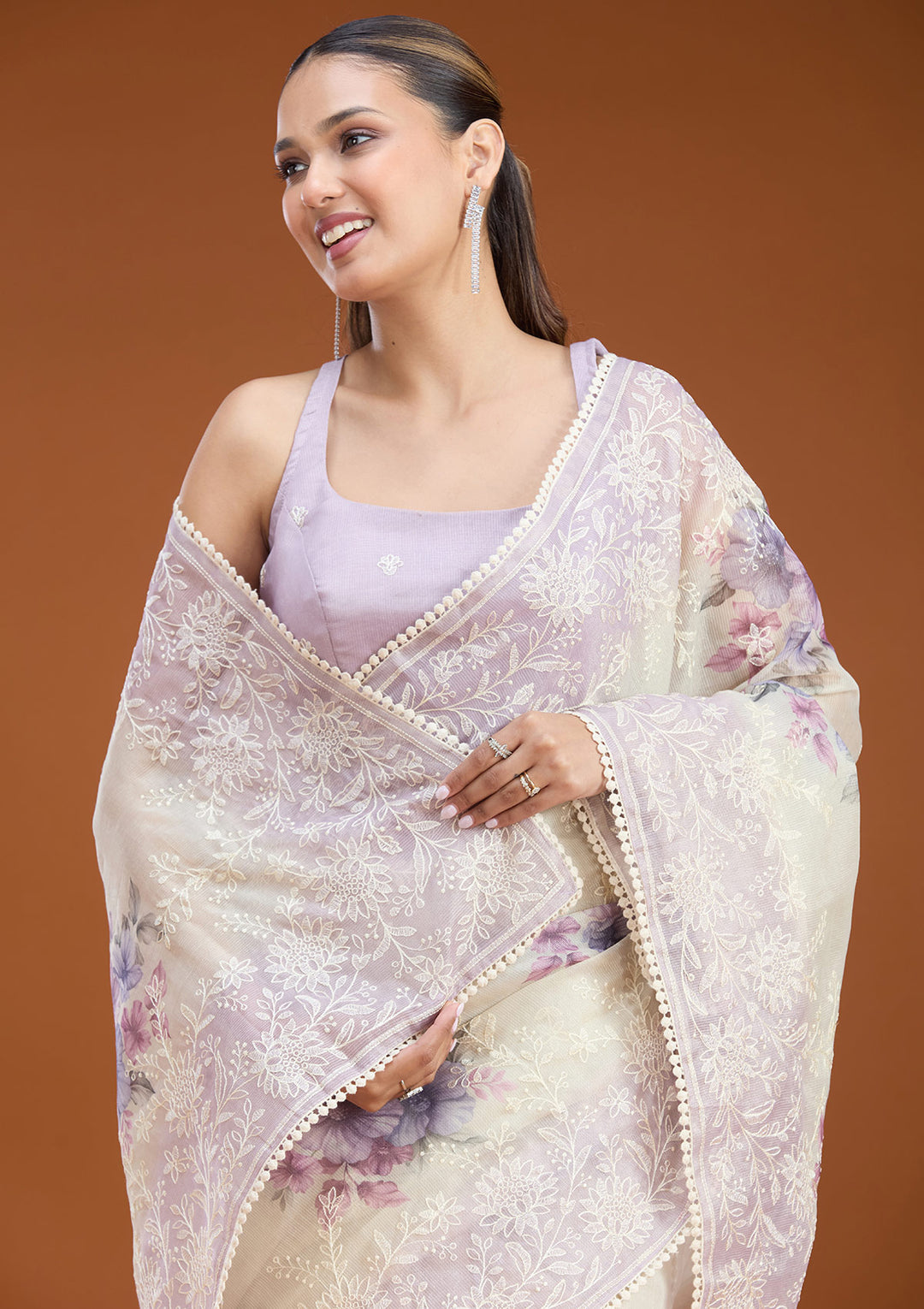 Beige Chanderi Threadwork Saree With Matching Blouse Piece