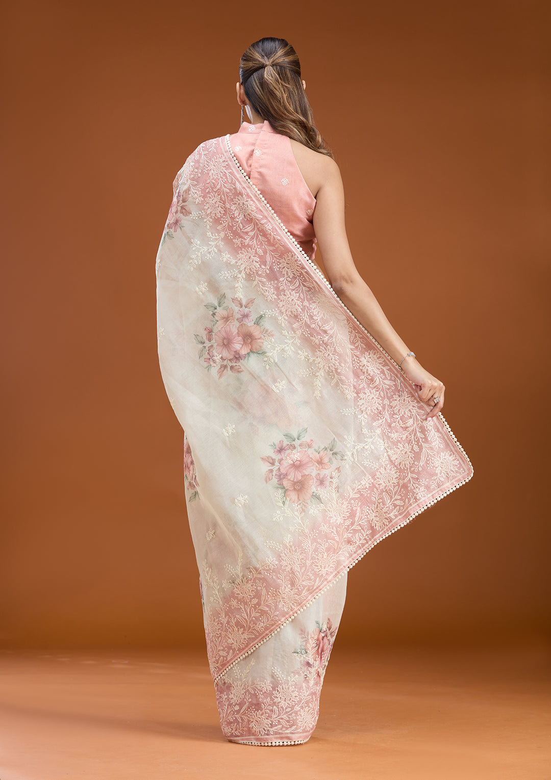Beige Chanderi Threadwork Saree With Matching Blouse Piece