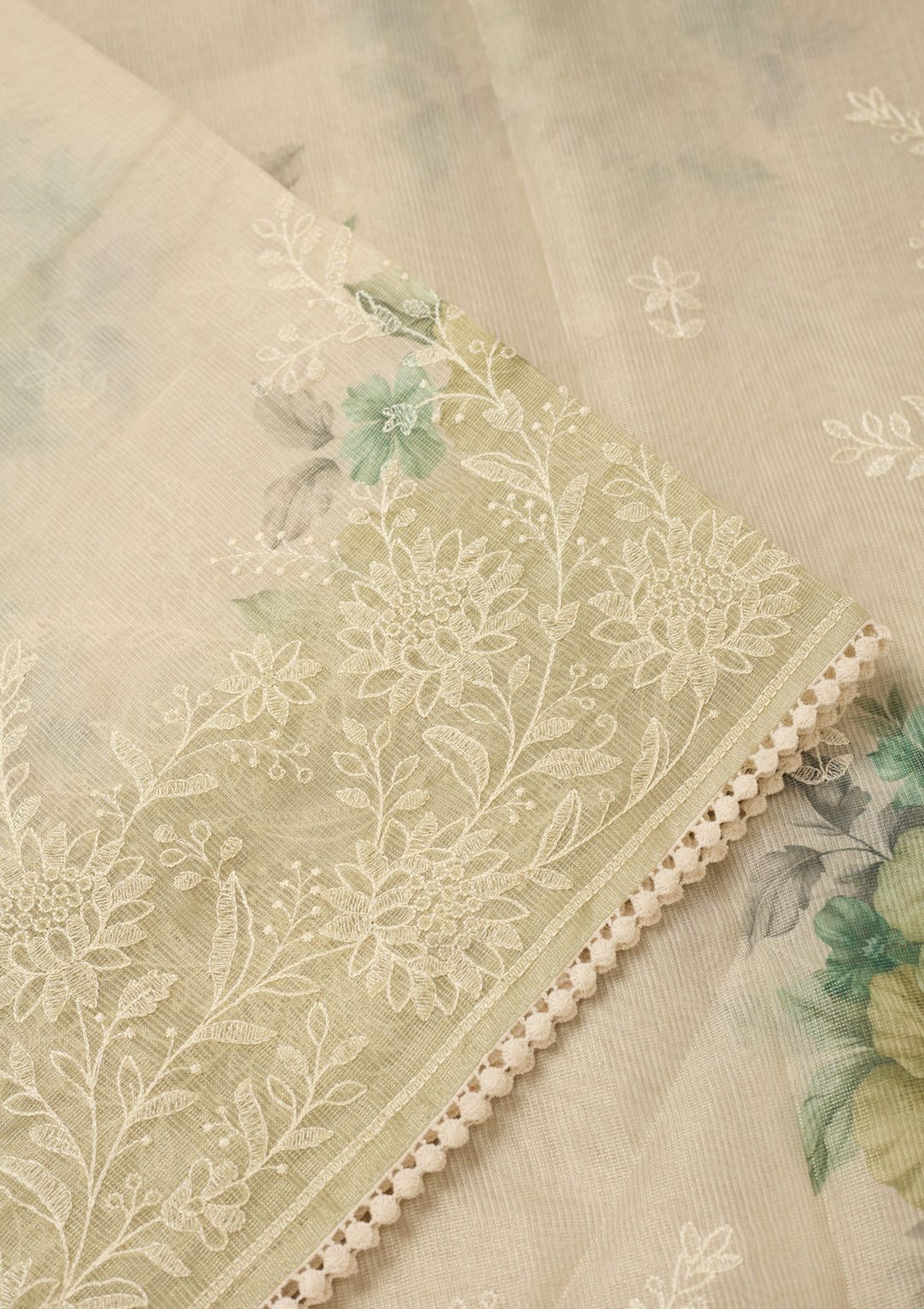 Beige Chanderi Threadwork Saree With Matching Blouse Piece