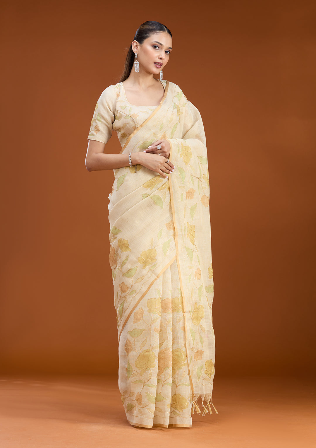 Beige Chanderi Floral Gold Zariwork Saree With Matching Blouse Piece