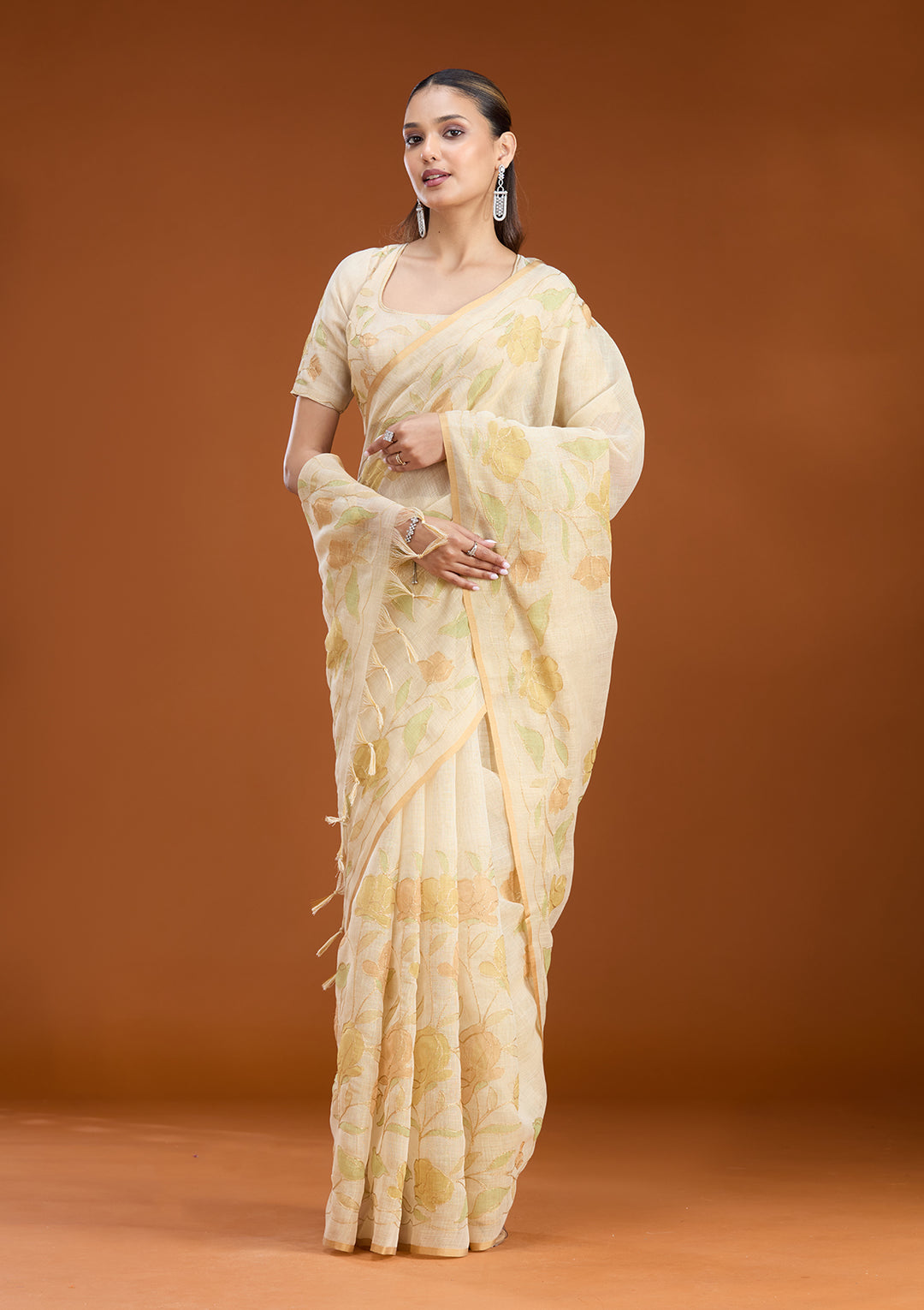 Beige Chanderi Floral Gold Zariwork Saree With Matching Blouse Piece