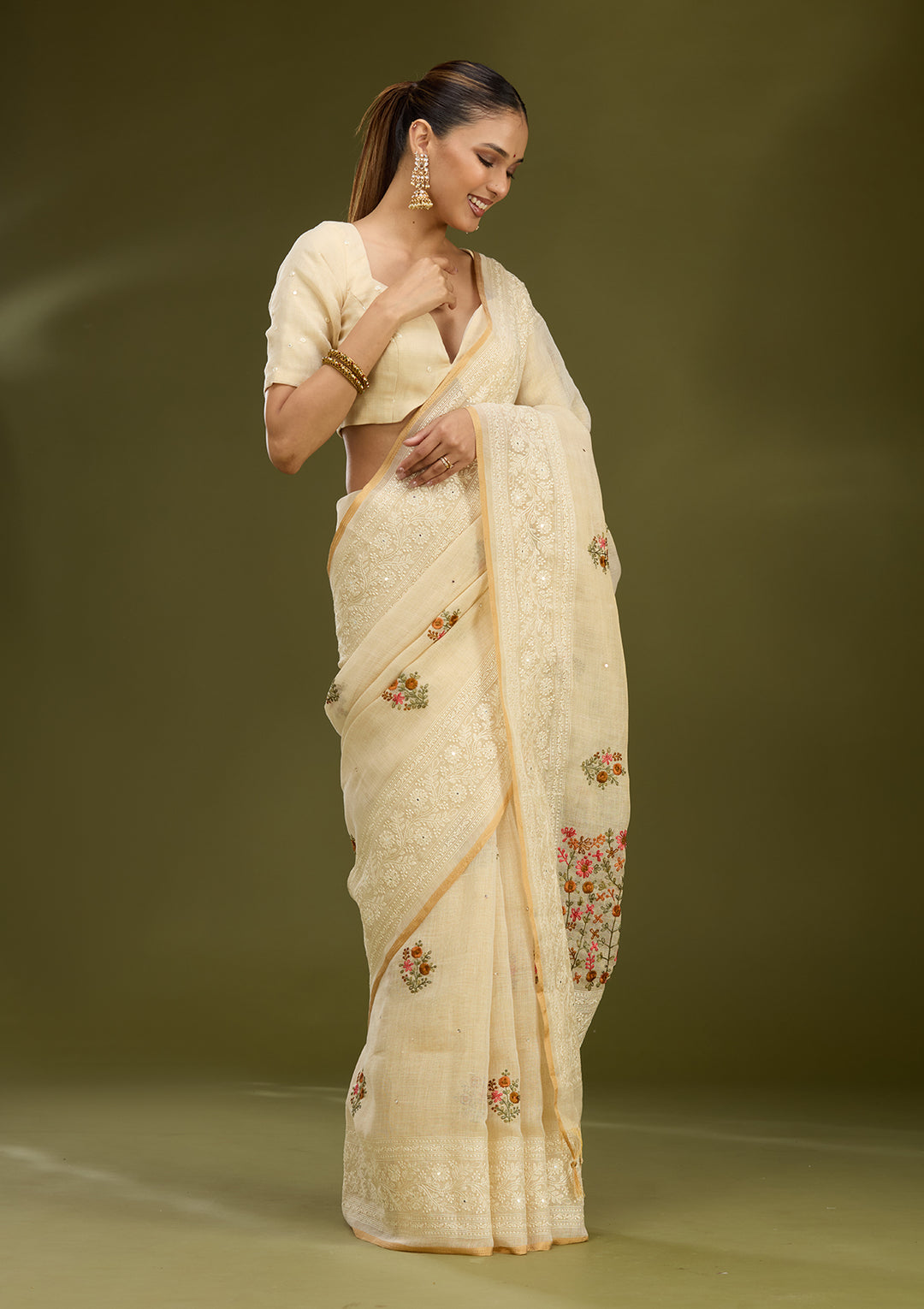 Beige Chanderi Threadwork Saree With Matching Blouse Piece
