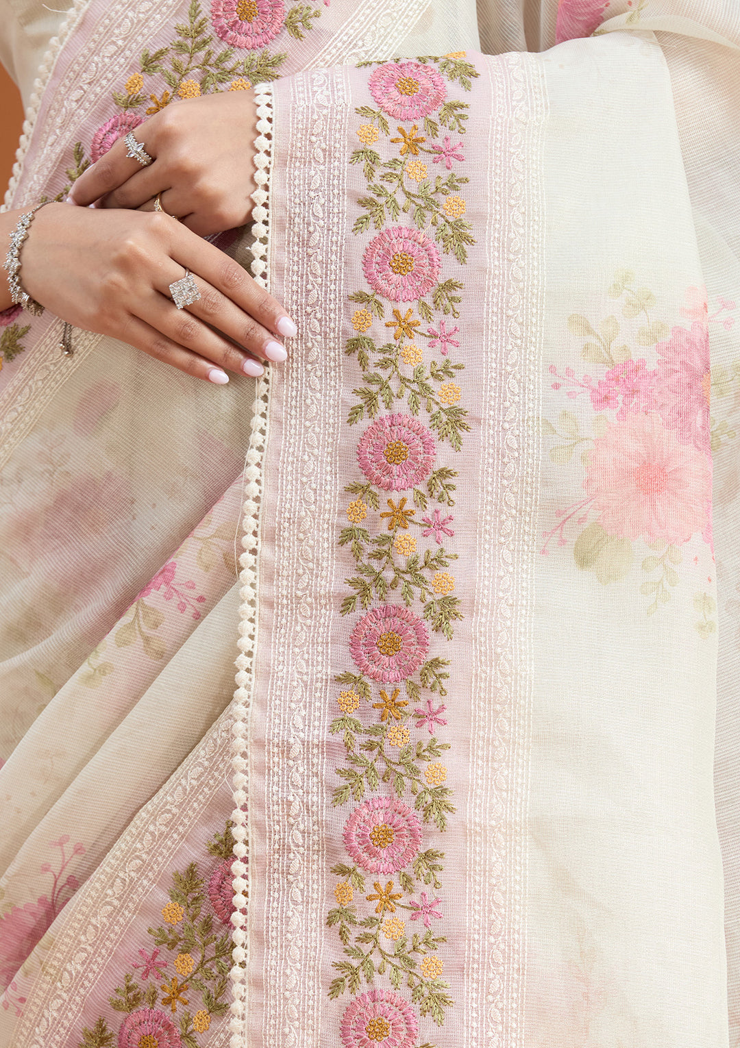Baby Pink Chanderi Threadwork Saree With Matching Blouse Piece